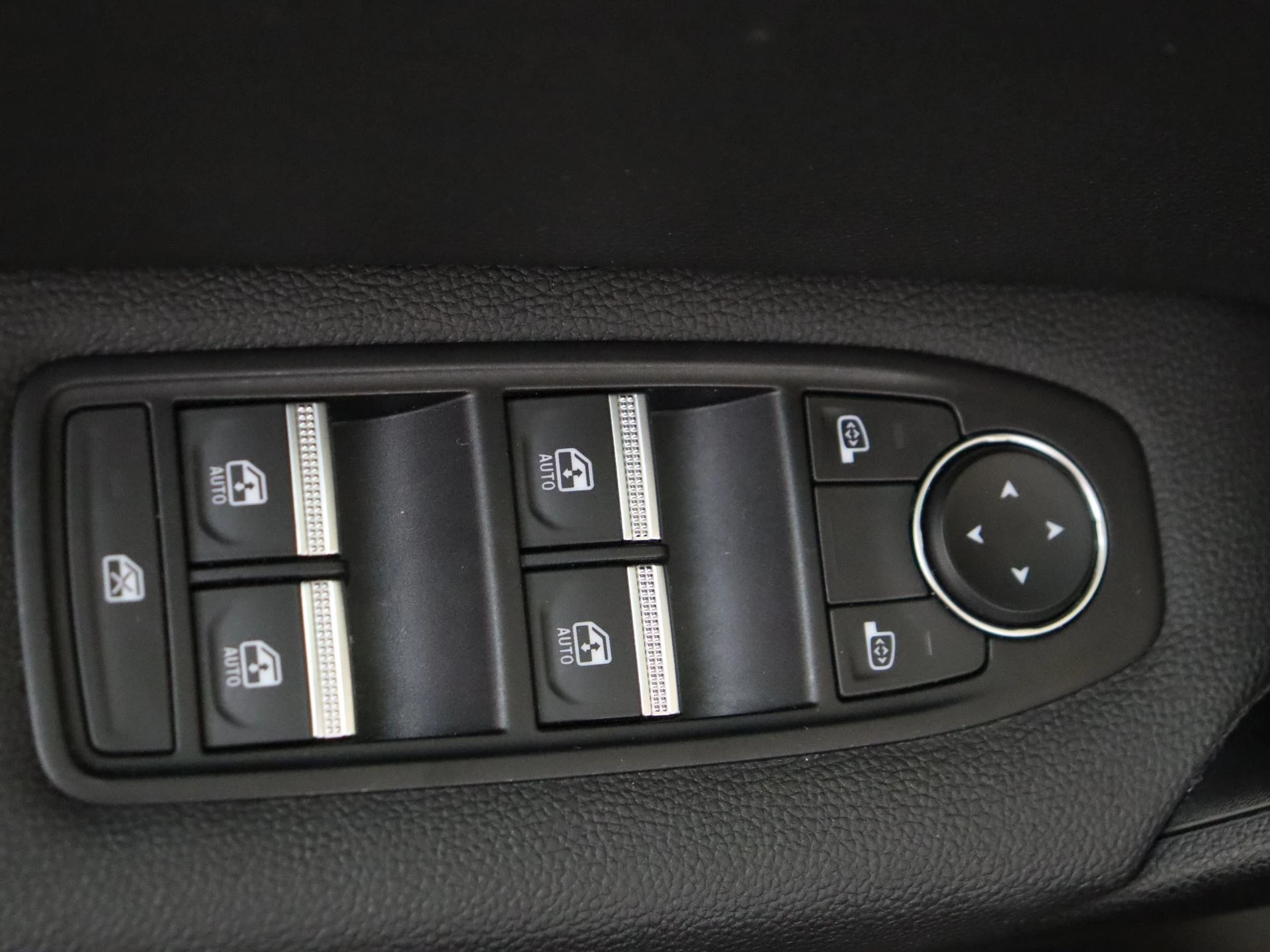 Renault Captur 1.6 E-Tech Hybrid 145 Intens