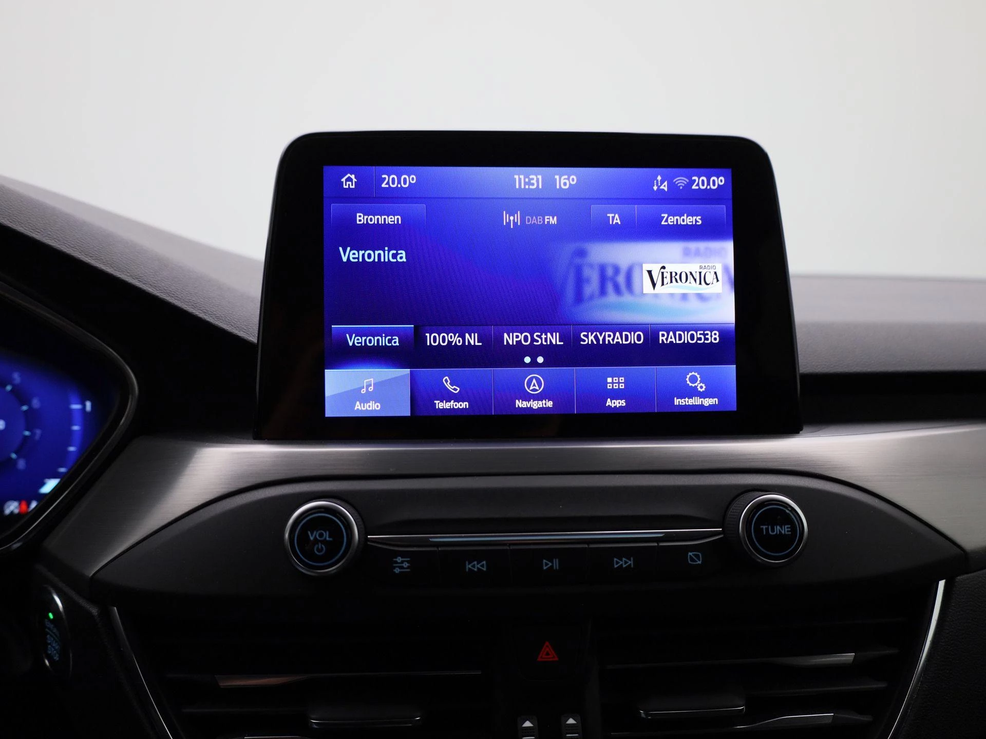 Ford Focus Wagon 1.0 EcoBoost Titanium X Business