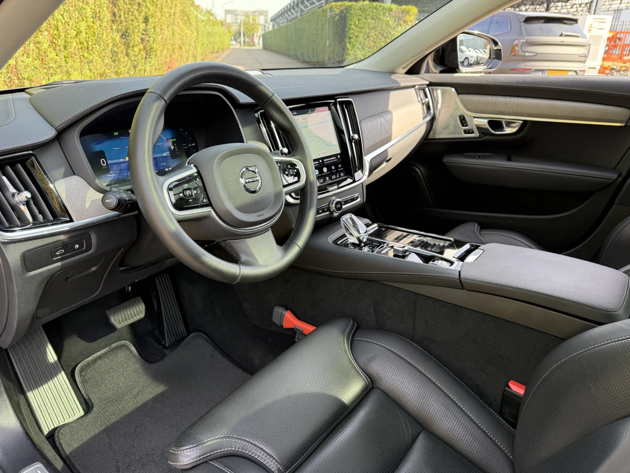 Volvo-V90-image-19
