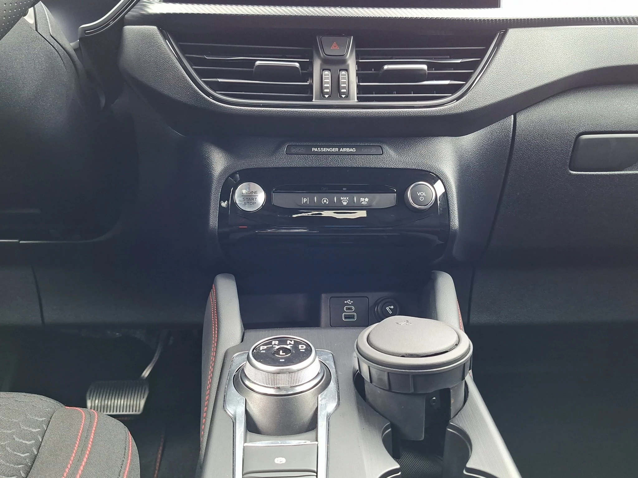 Ford Kuga ST-Line Aut.*KAM*LED-MATRIX*NAVI*GRA*WINTER-PKT.