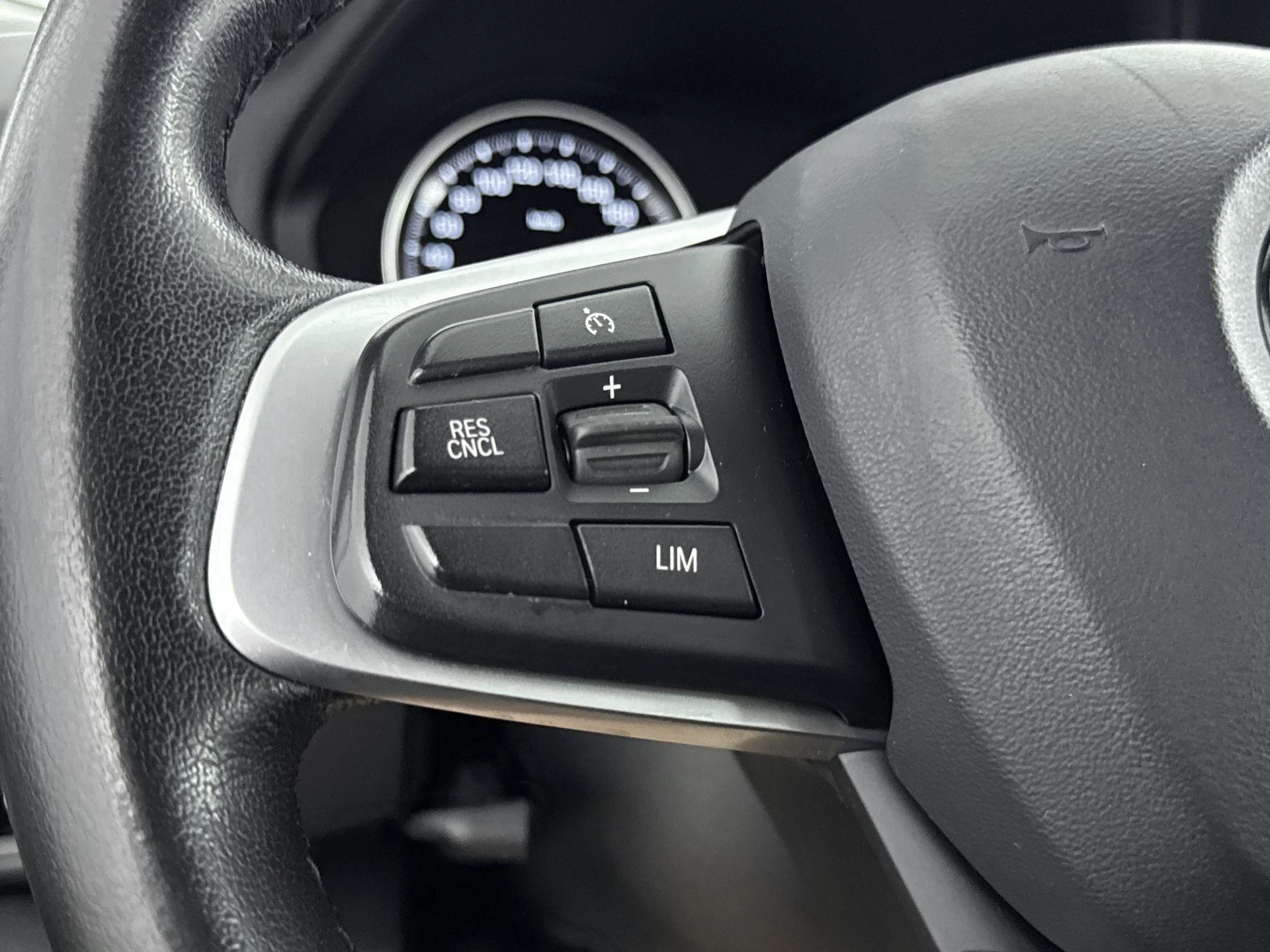 BMW-2 Serie-image-5