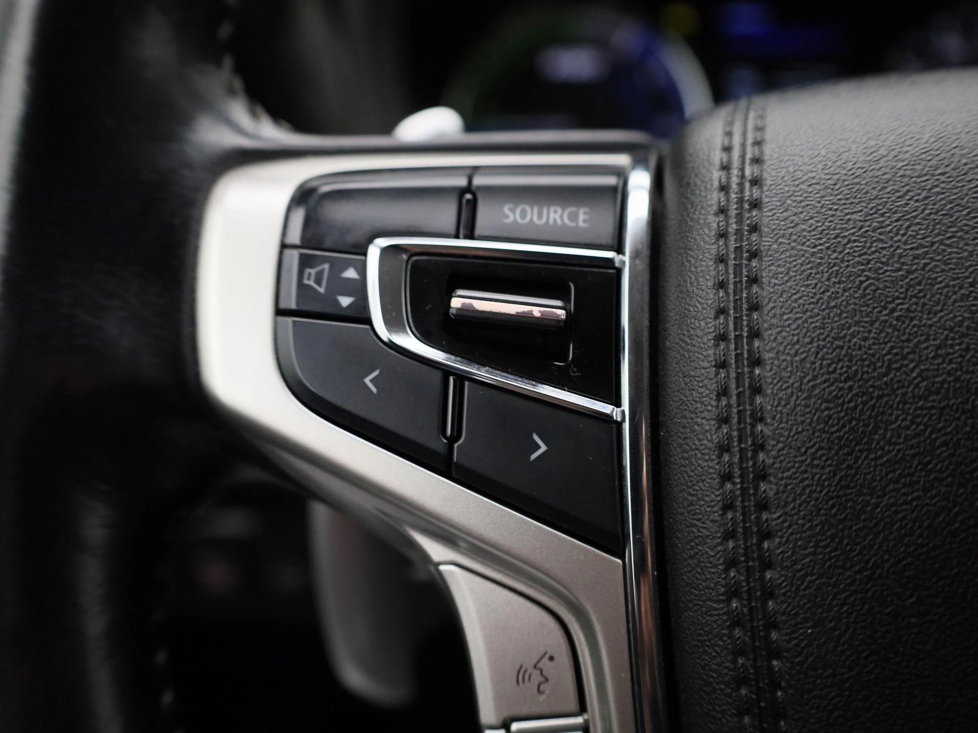 Mitsubishi-Outlander-image-18