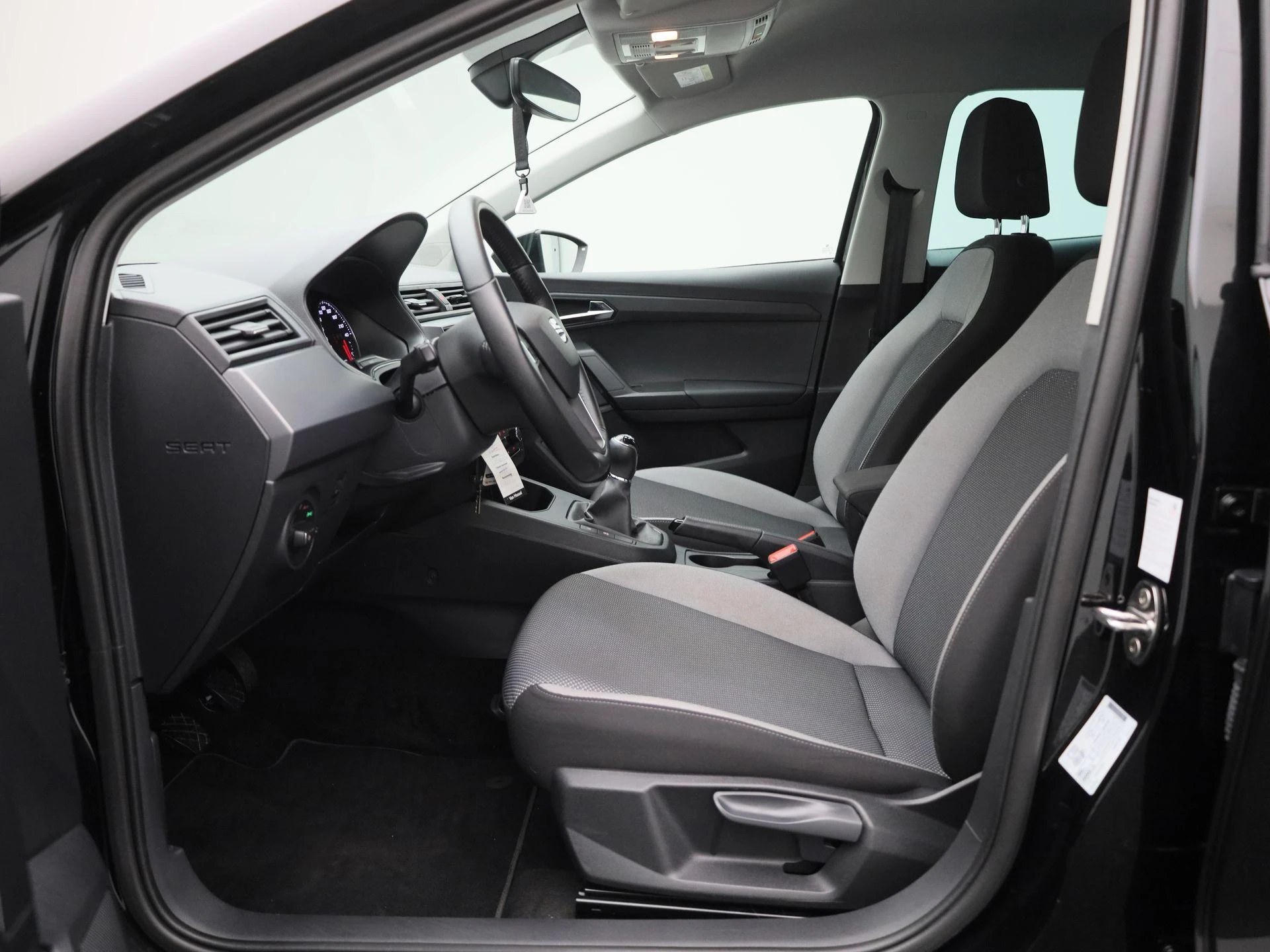 SEAT-Ibiza-image-10