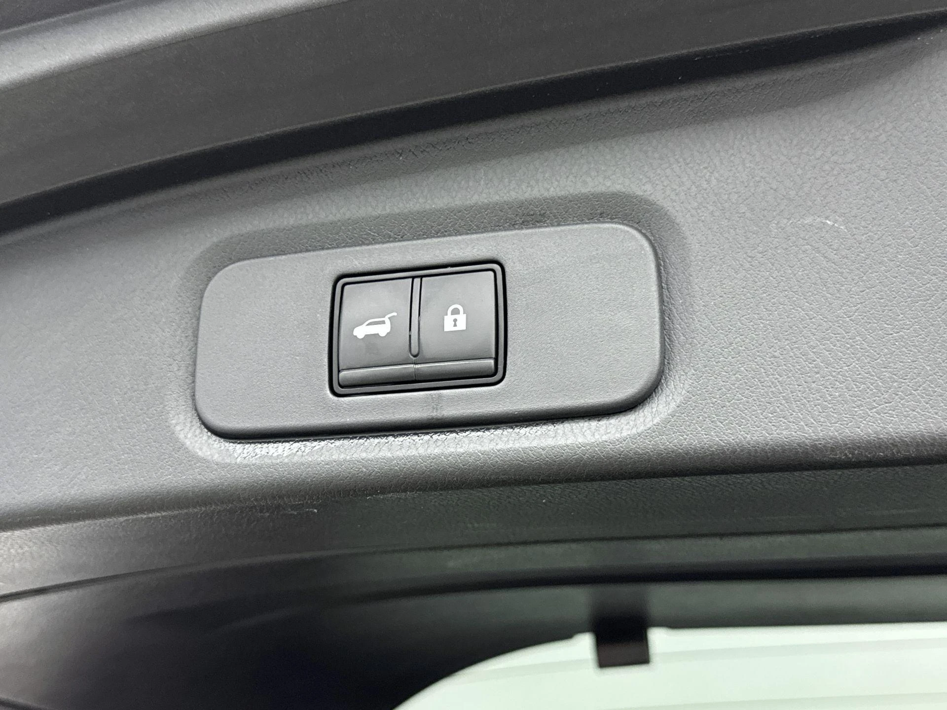 Nissan-QASHQAI-image-17