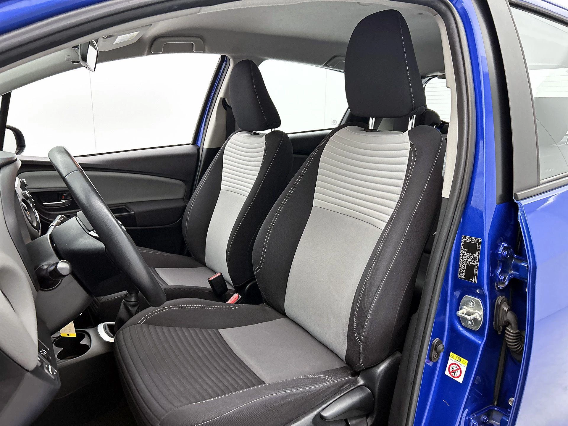 Toyota-Yaris-image-30