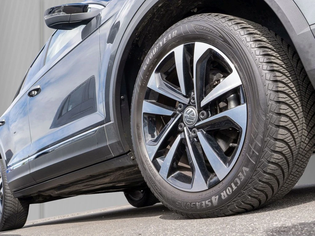 Volkswagen-T-Roc-image-4