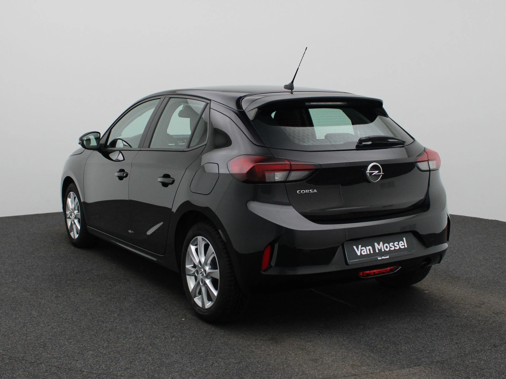 Opel-Corsa-image-1