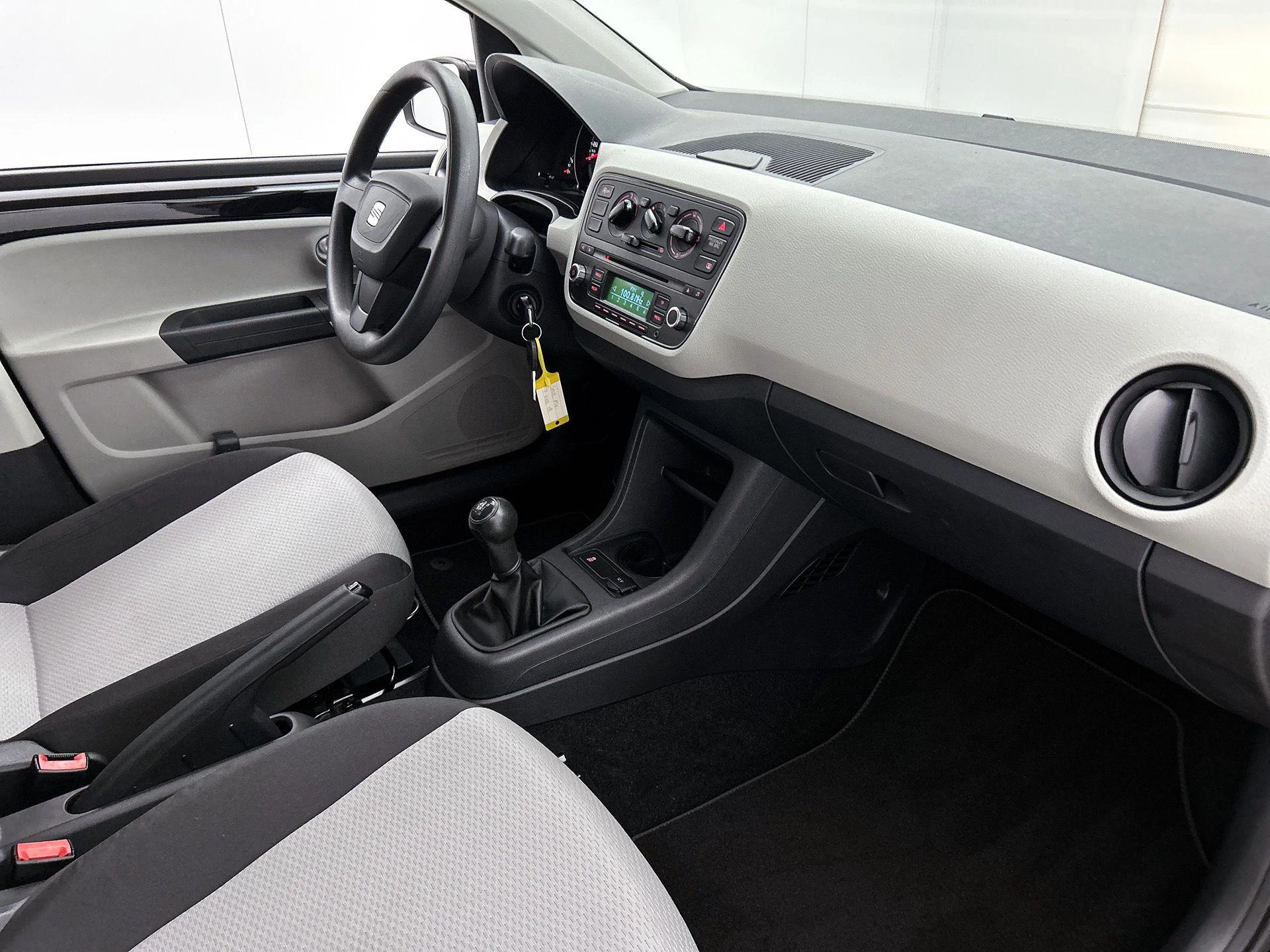SEAT Mii