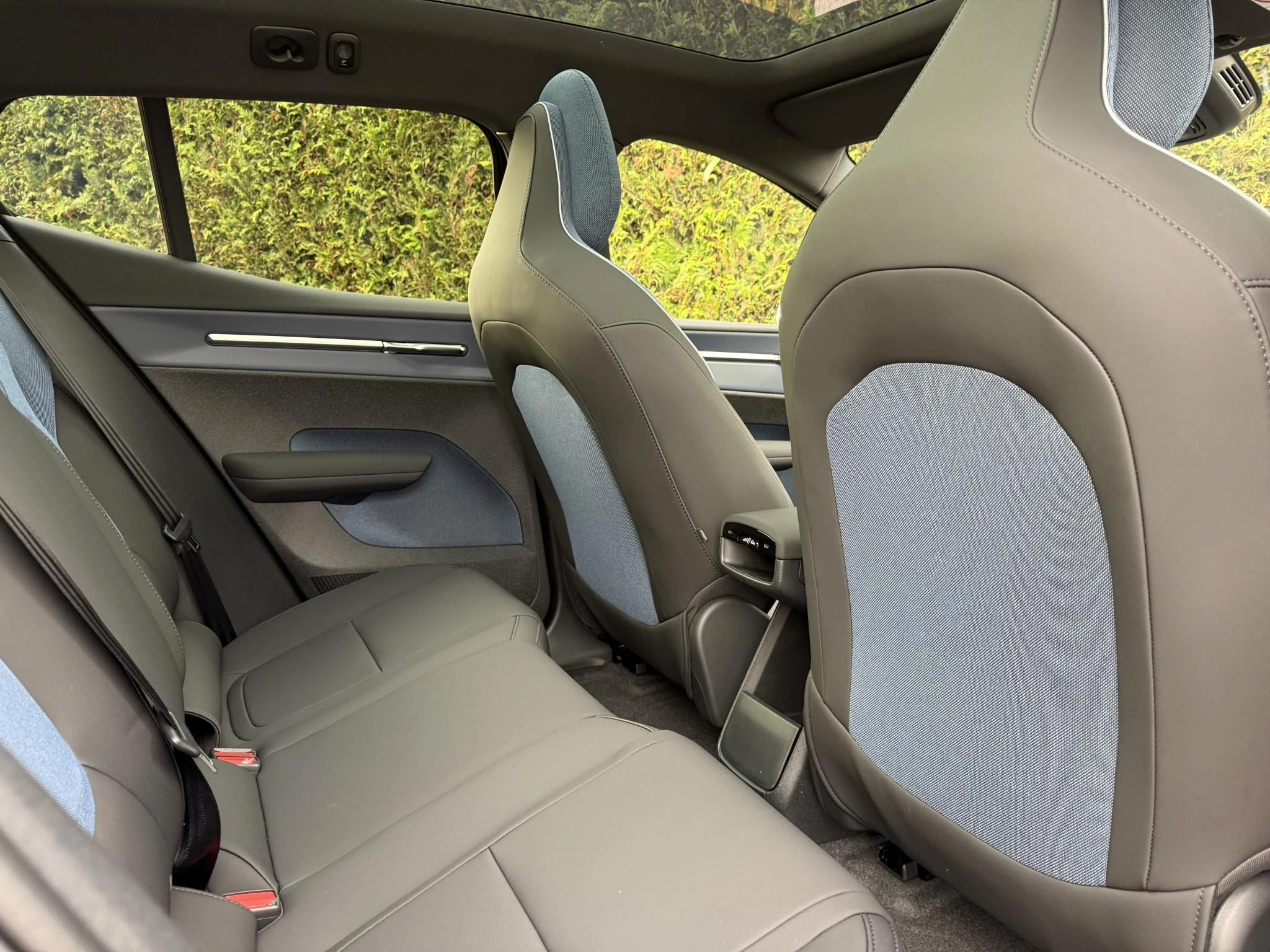 Volvo-EX30-image-8