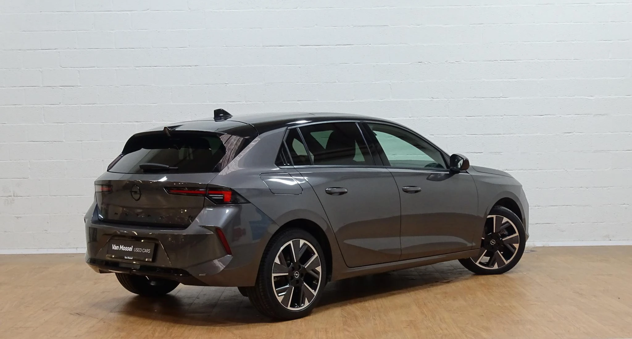 Opel-Astra-image-2