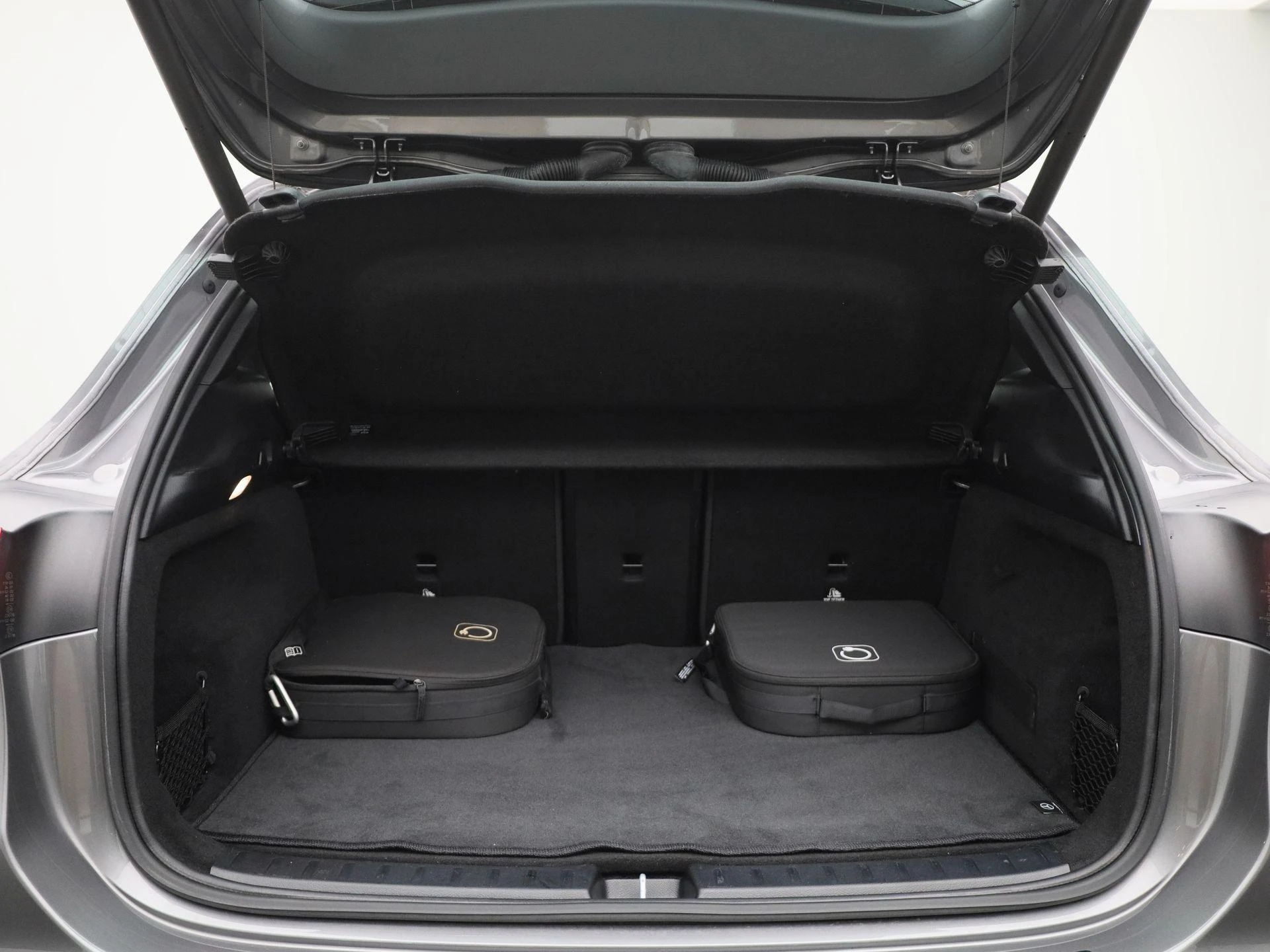 Mercedes-Benz-EQA-image-13