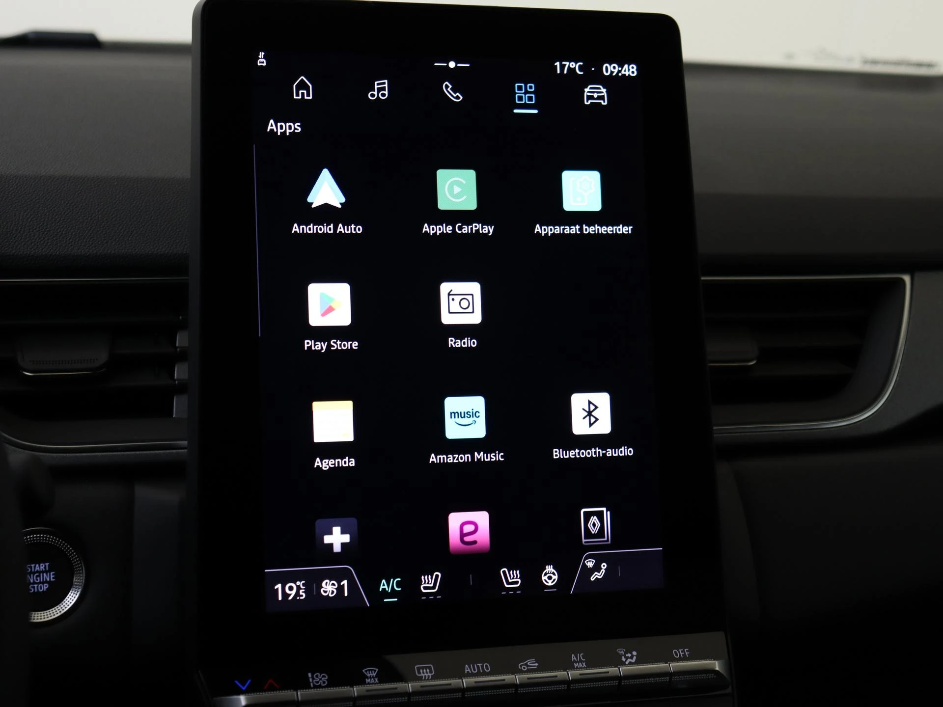 Renault-Captur-image-16