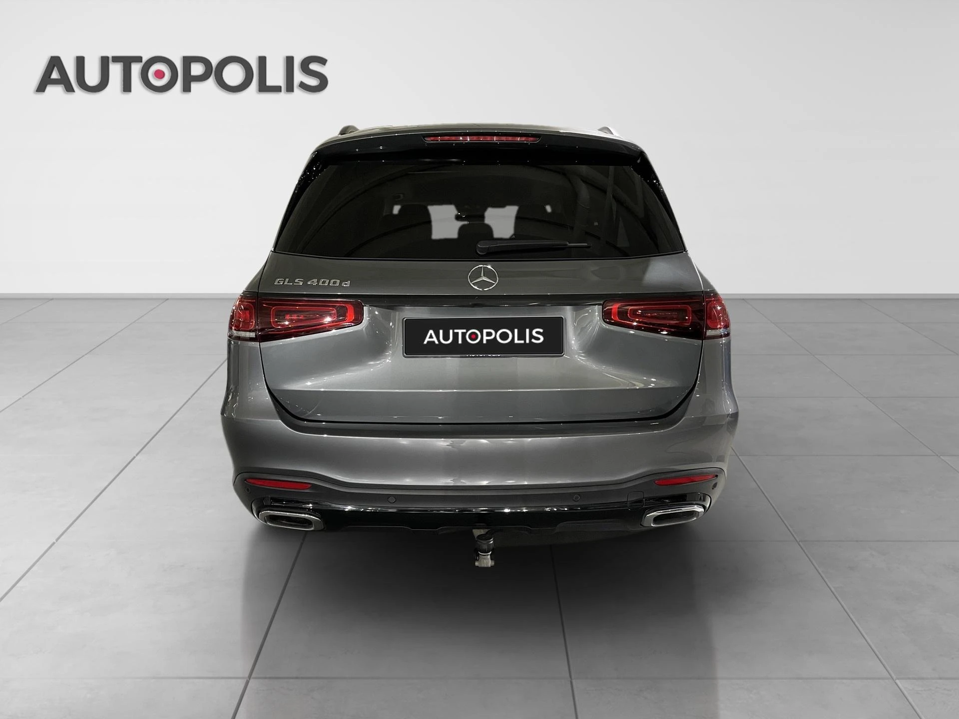 Mercedes-Benz-GLS-image-19