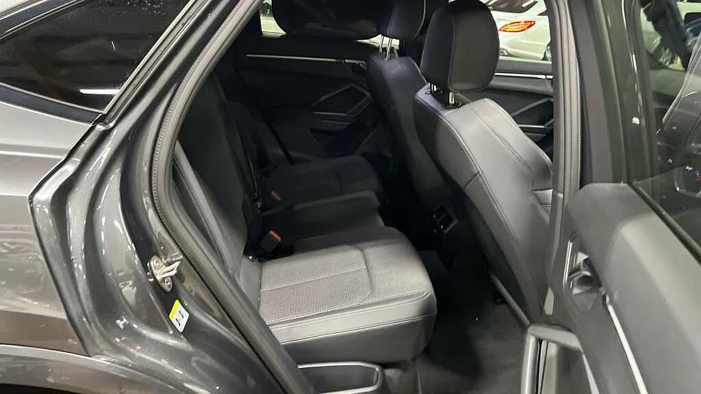 Audi-Q3-image-32