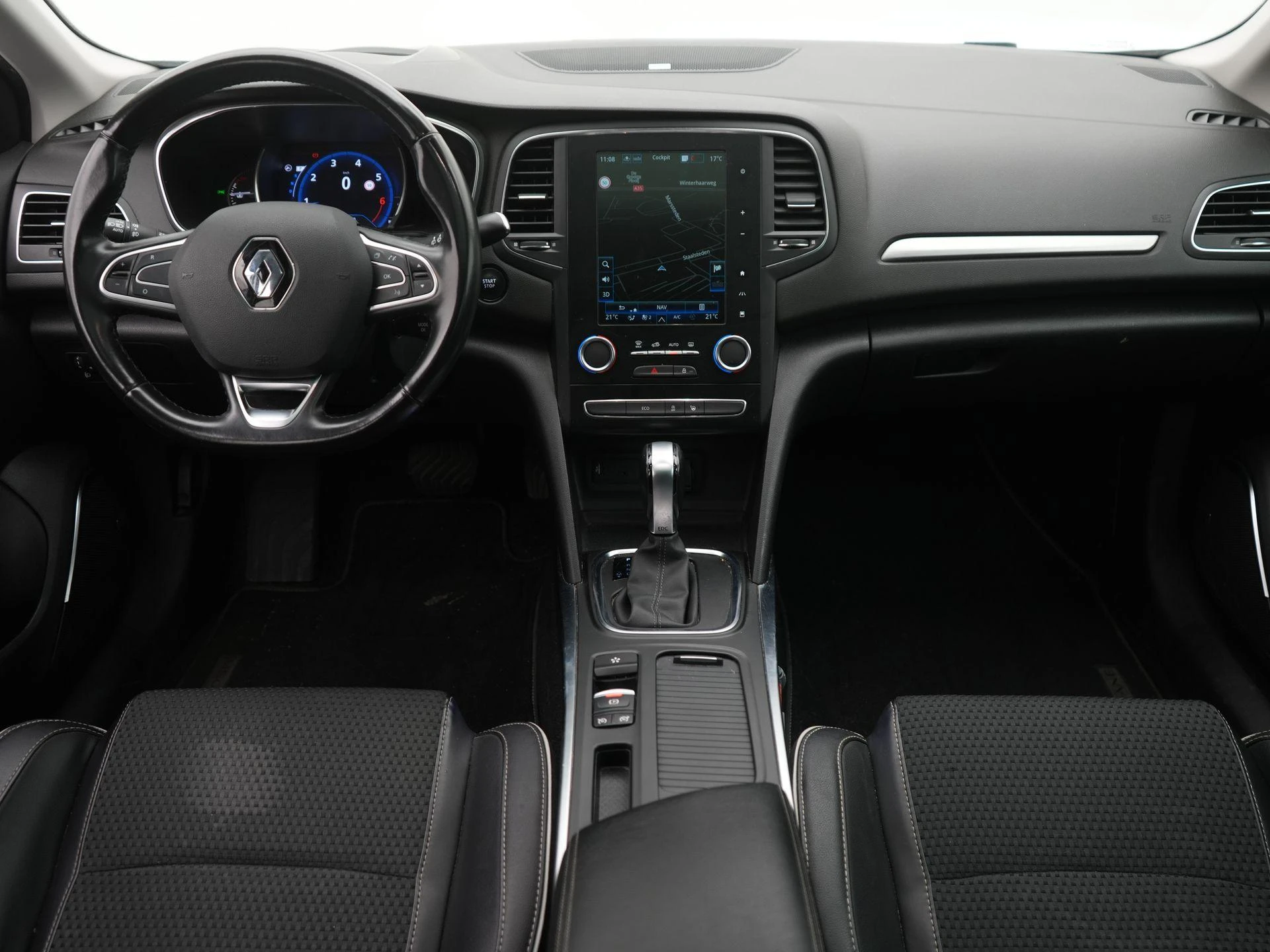 Renault-Mégane Estate-image-6