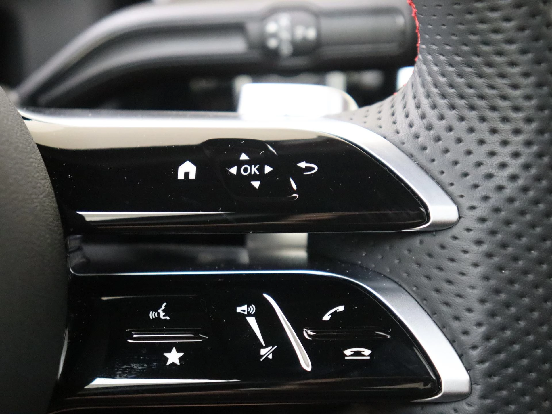 Mercedes-Benz-A-Klasse-image-13