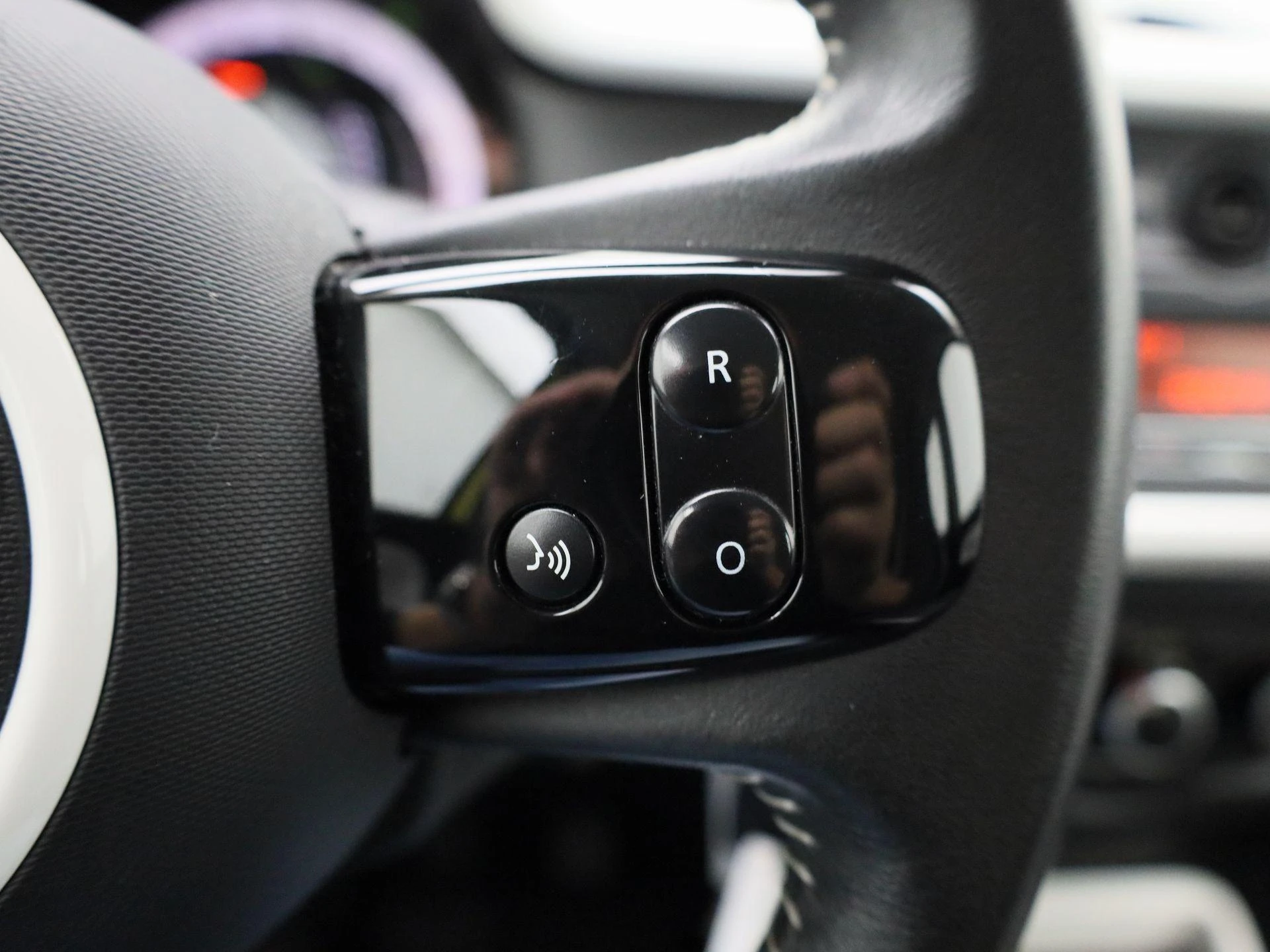 Renault-Twingo-image-15