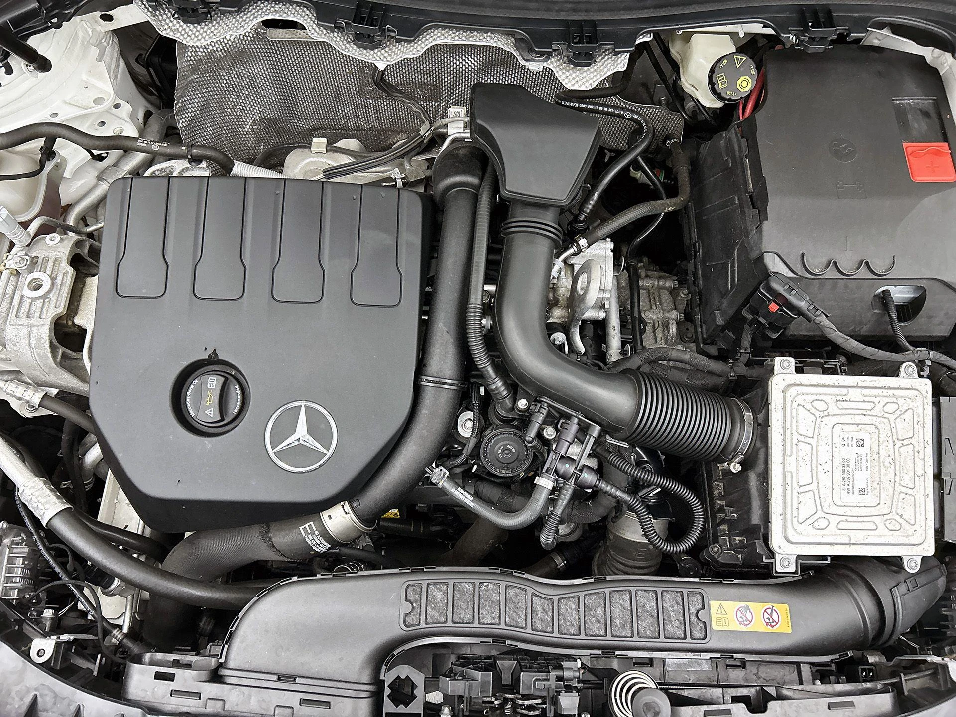Mercedes-Benz-B-Klasse-image-30
