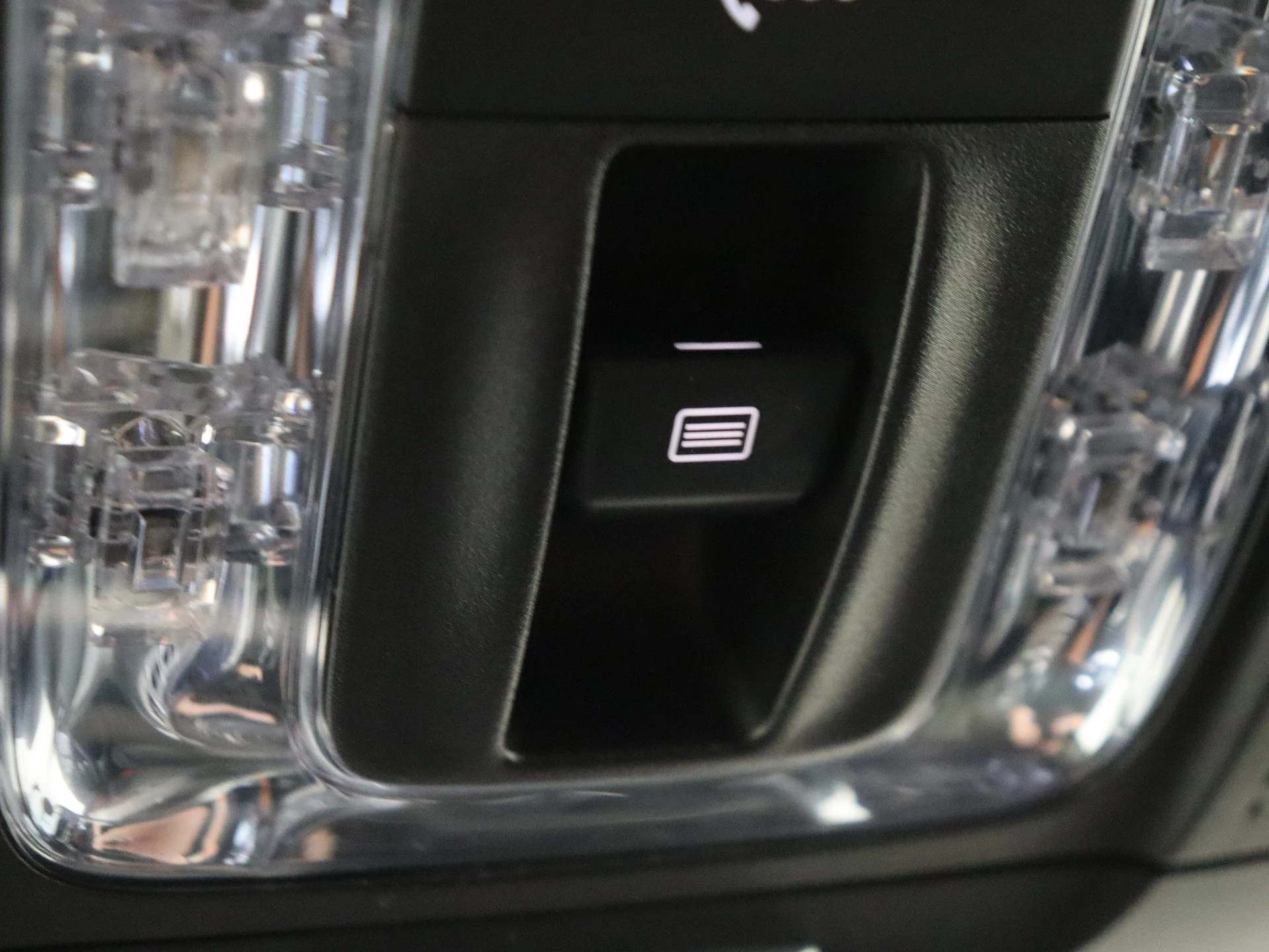 Mercedes-Benz-GLE-image-27