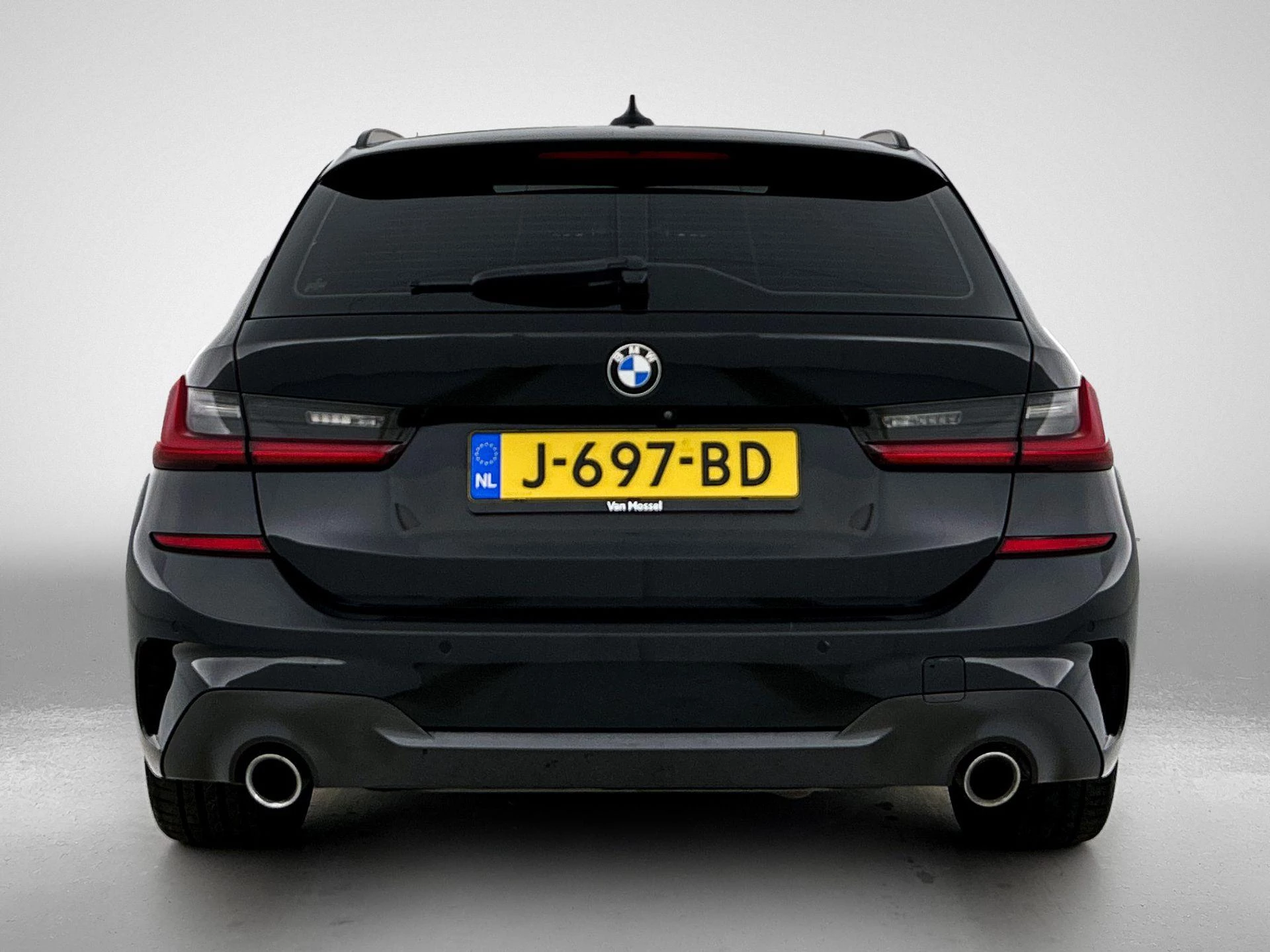 BMW-3 Serie-image-2