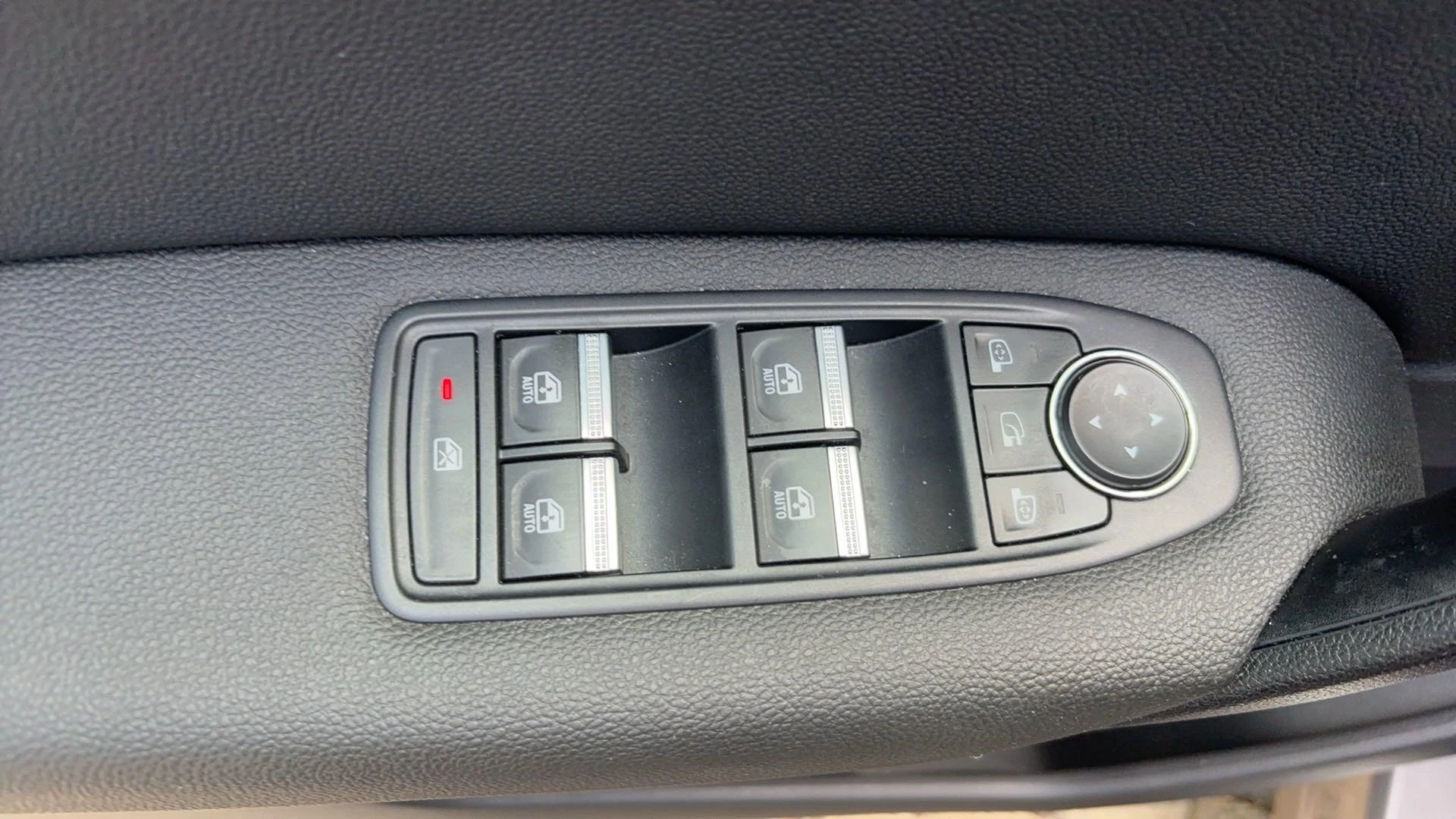 Renault-Captur-image-17