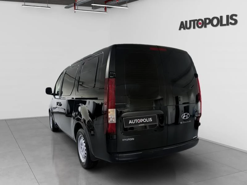 Hyundai-Staria-image-12