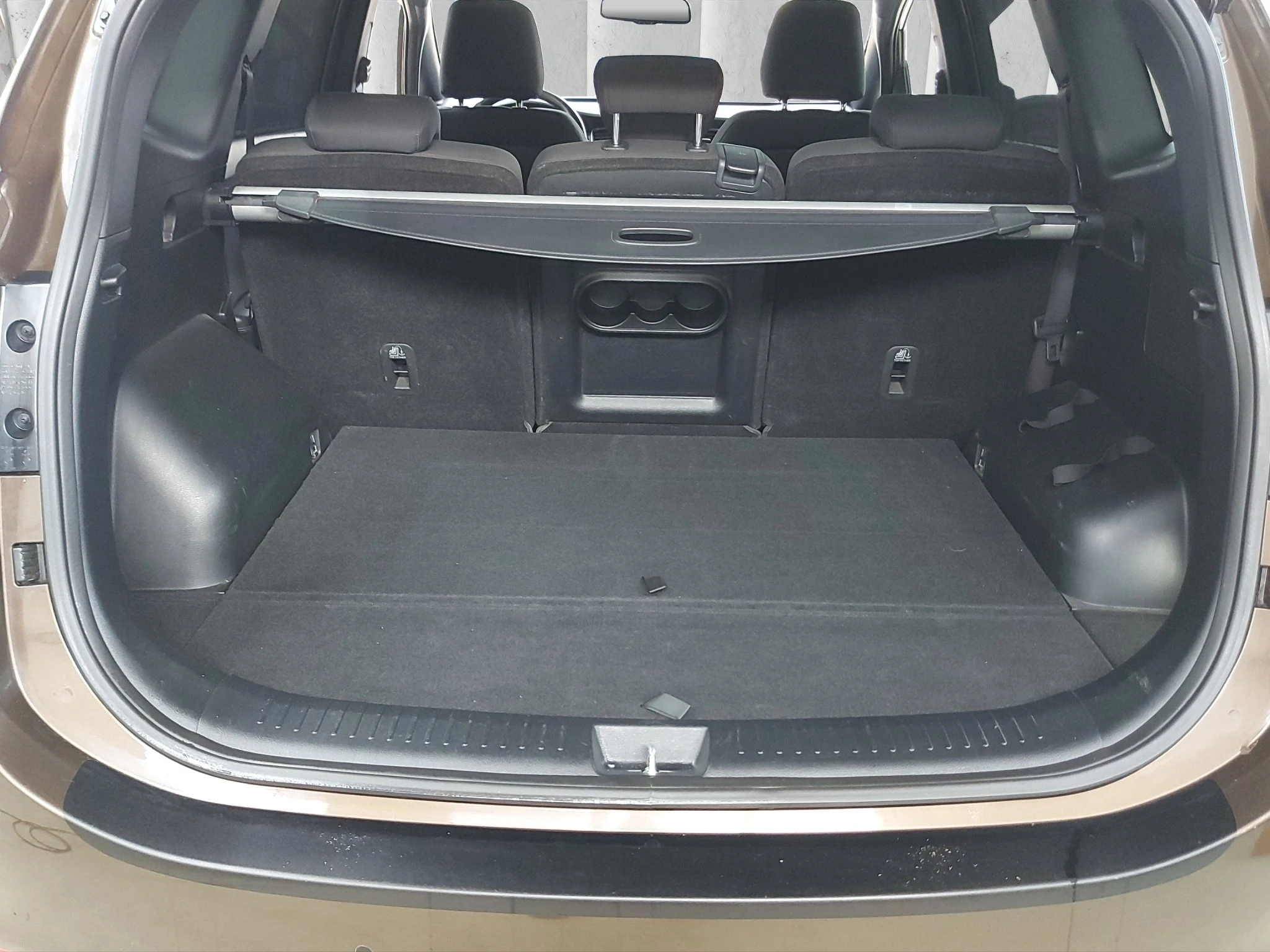 Kia-Carens-image-17