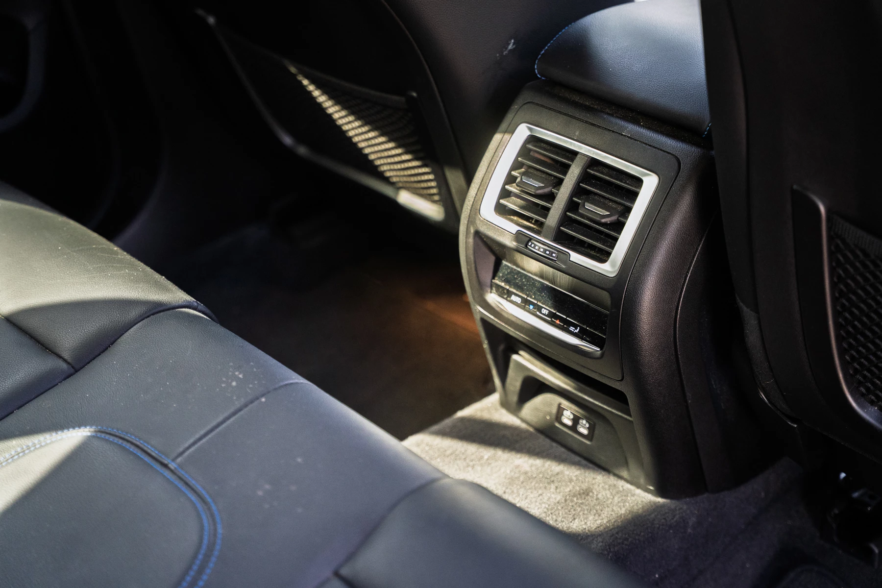 BMW-iX3-image-21
