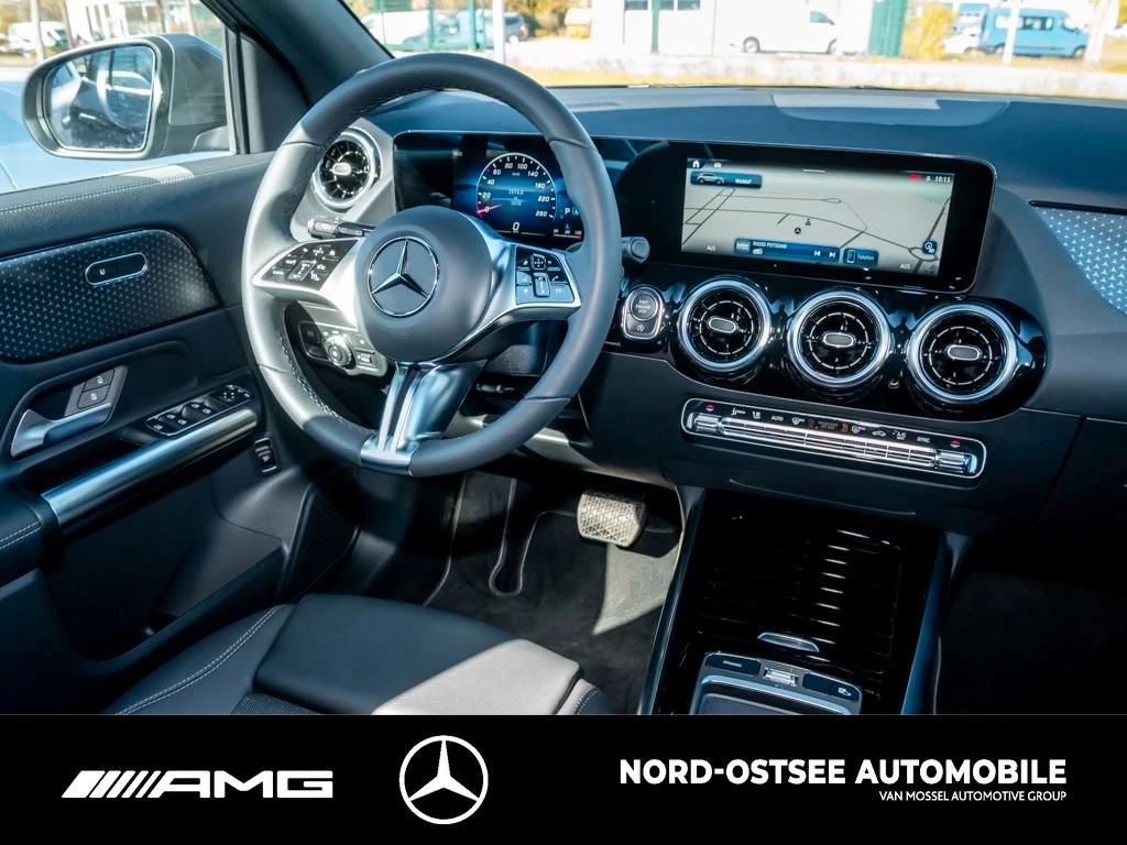 Mercedes-Benz-GLA-image-7