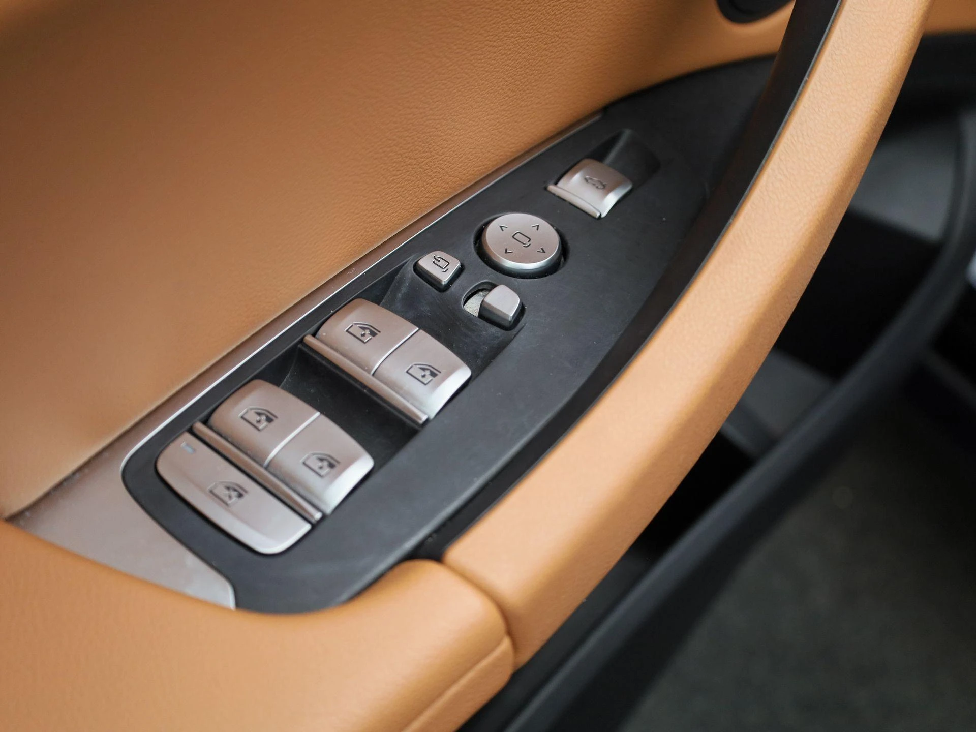 BMW-iX3-image-38