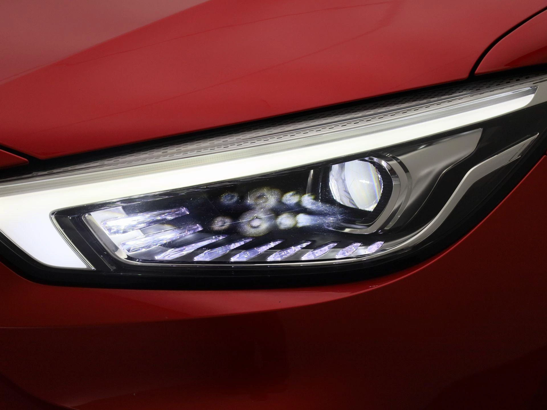 MG ZS EV Long Range Luxury 70 kWh