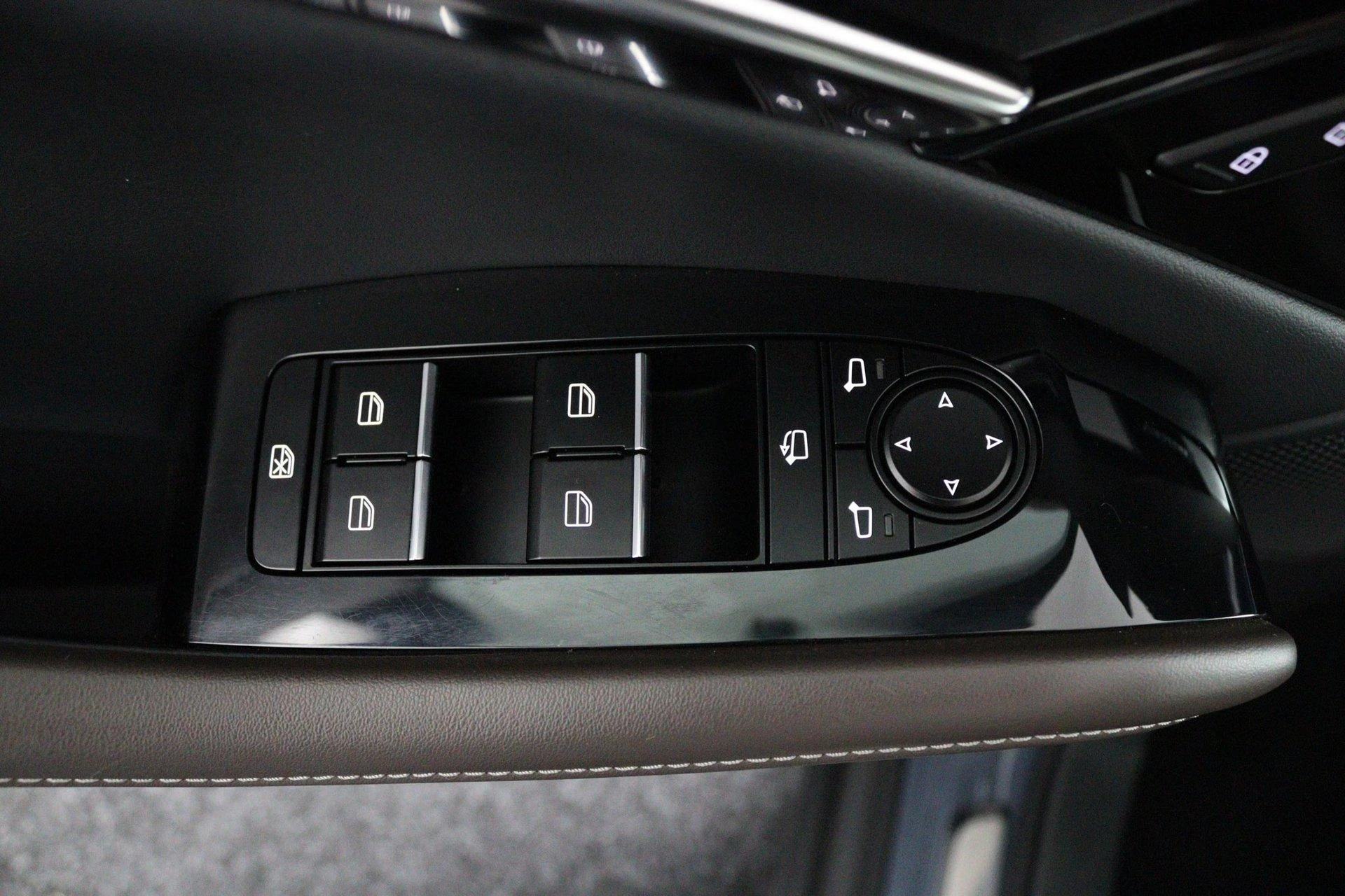 Mazda-CX-30-image-22
