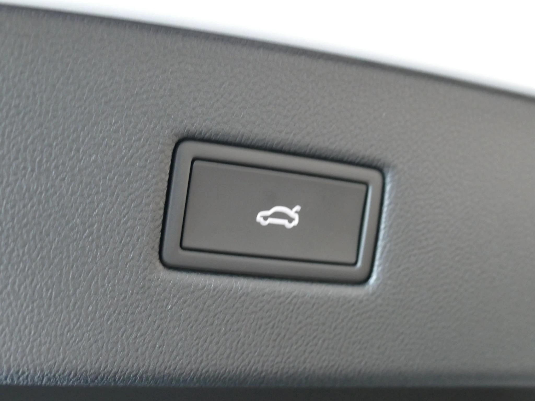 Ford Capri Premium Extended Range RWD 77 kWh