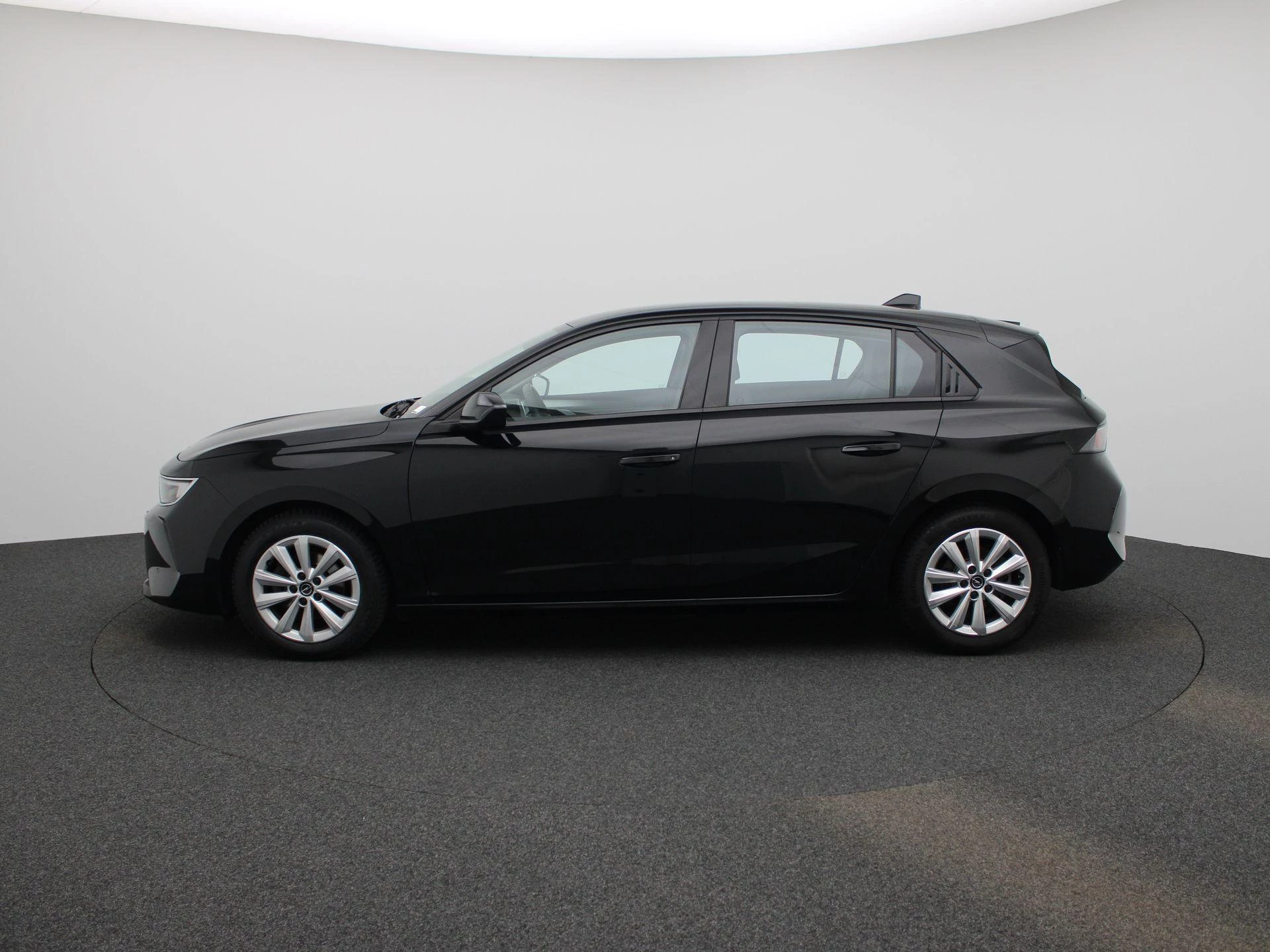 Opel-Astra-image-3
