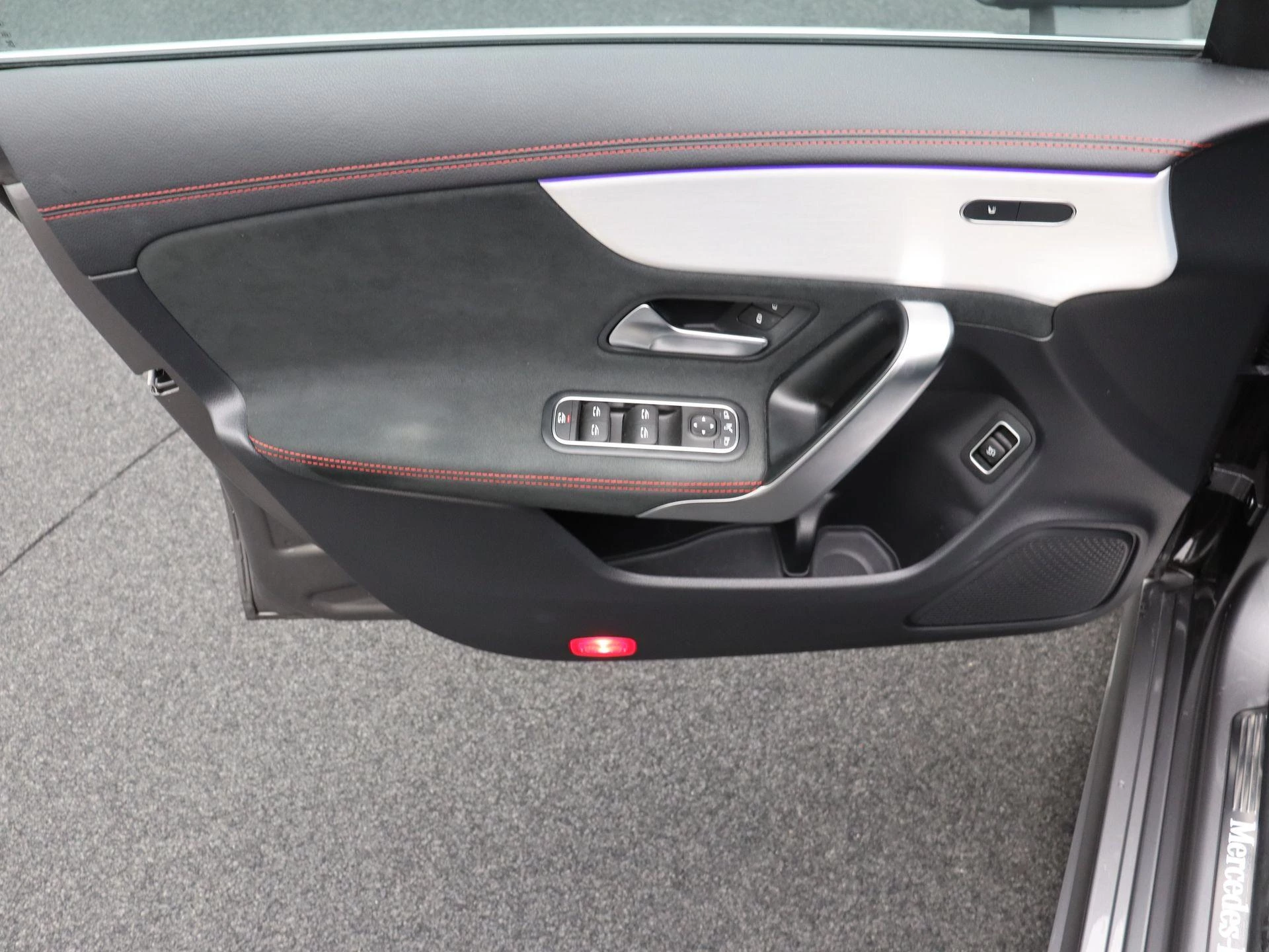 Mercedes-Benz CLA 180 AMG Line Shooting Brake + CARPLAY + LED + CAMERA +