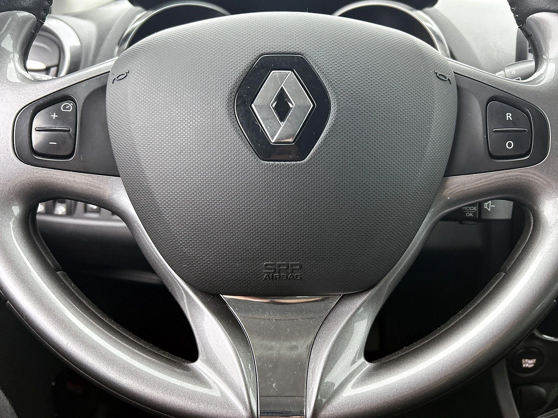 Renault-Clio-image-24