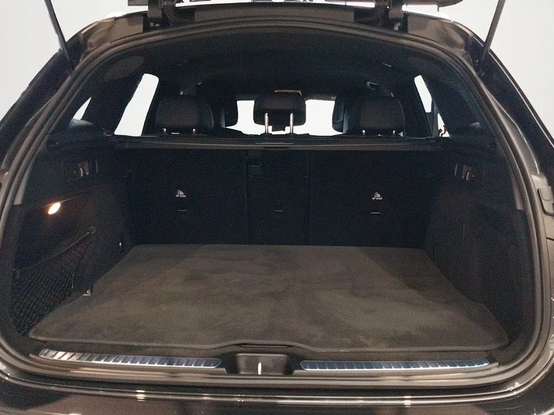 Mercedes-Benz GLC 300 d 4M AMG KEYLESS-GO MBUX SHZ KLIMA AMG LineX254 GLC 300 d 4M AMG KEYLESS-GO MBUX SHZ KLIMA AMG Line