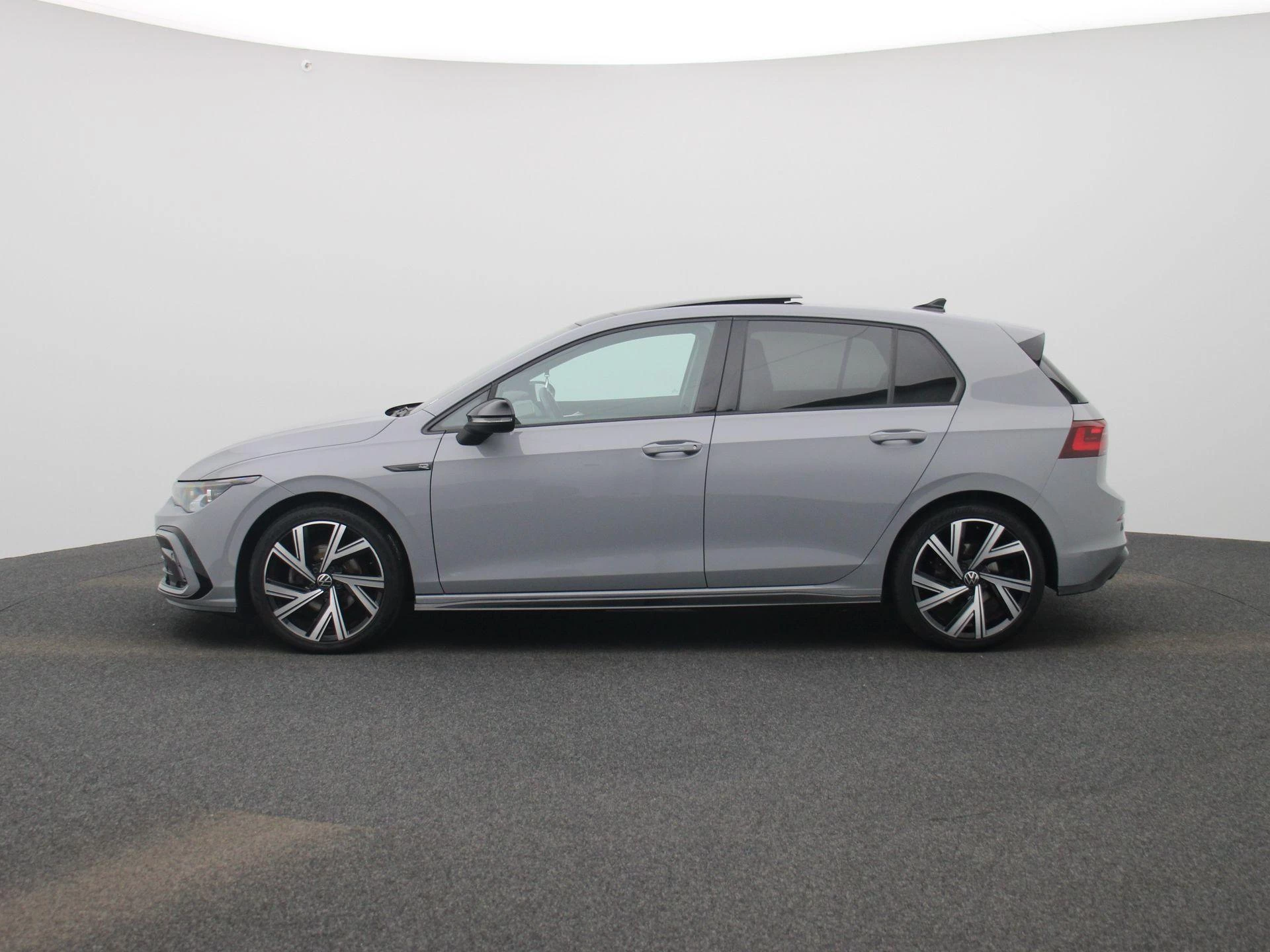 Volkswagen Golf 1.5 eTSI Aut. R-Line