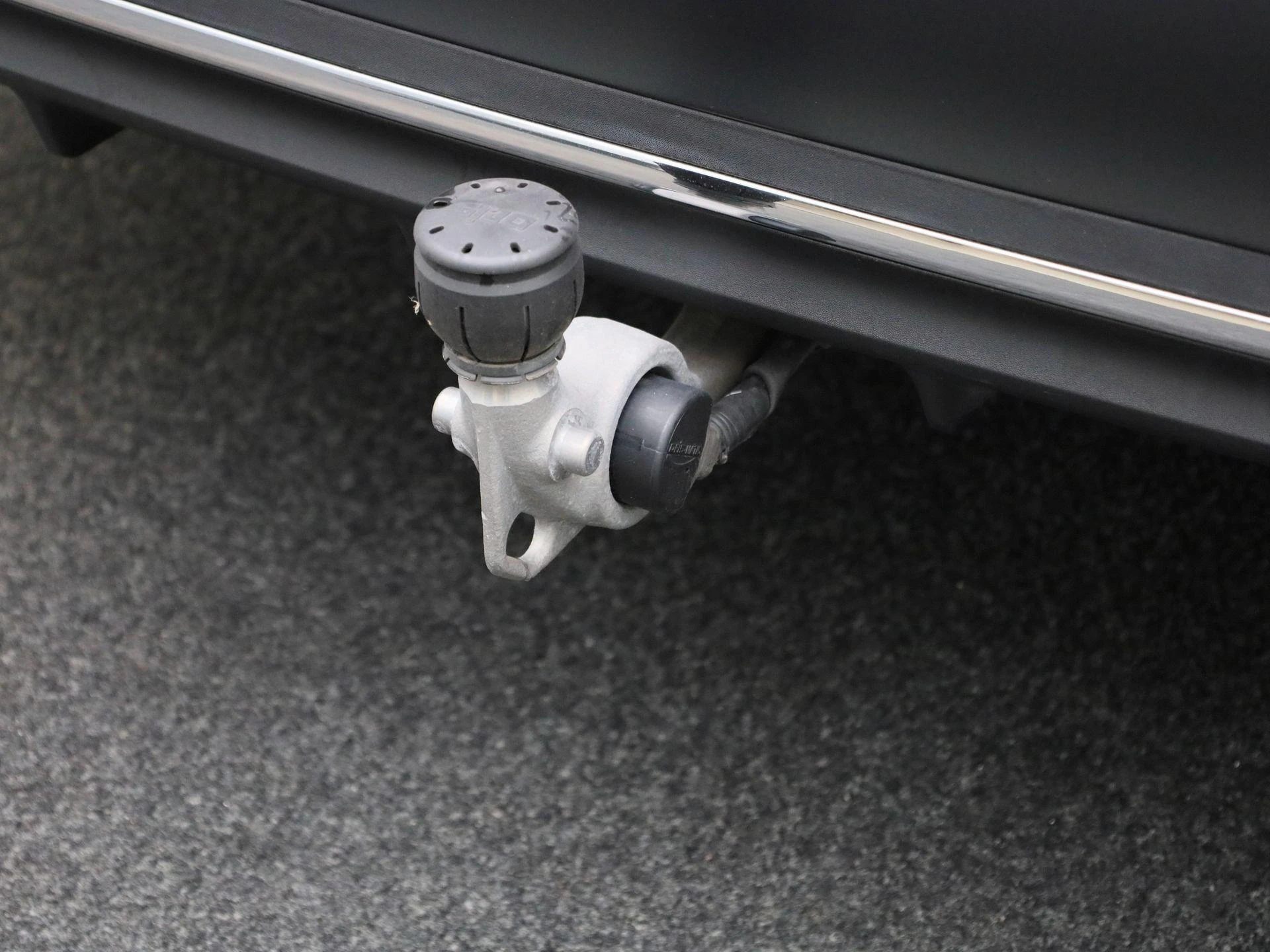 Mercedes-Benz-C-Klasse-image-47