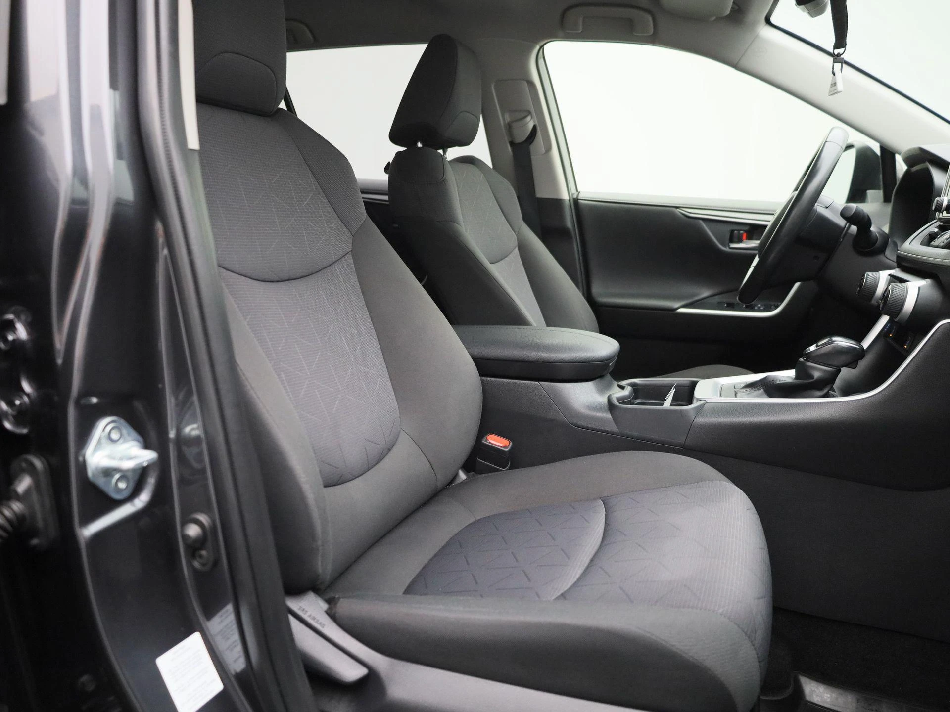 Toyota-RAV4-image-31