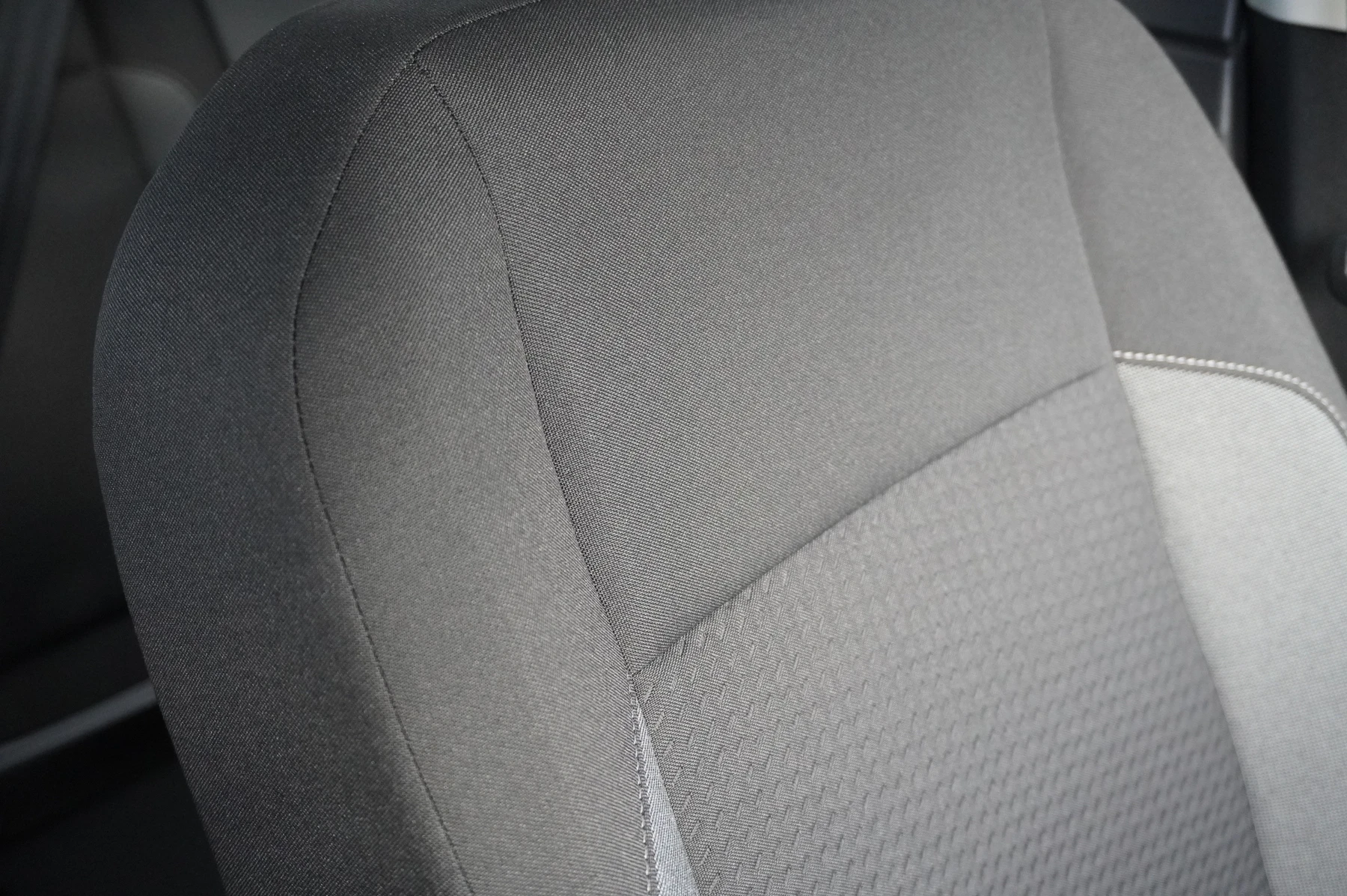 Volkswagen-Polo-image-36