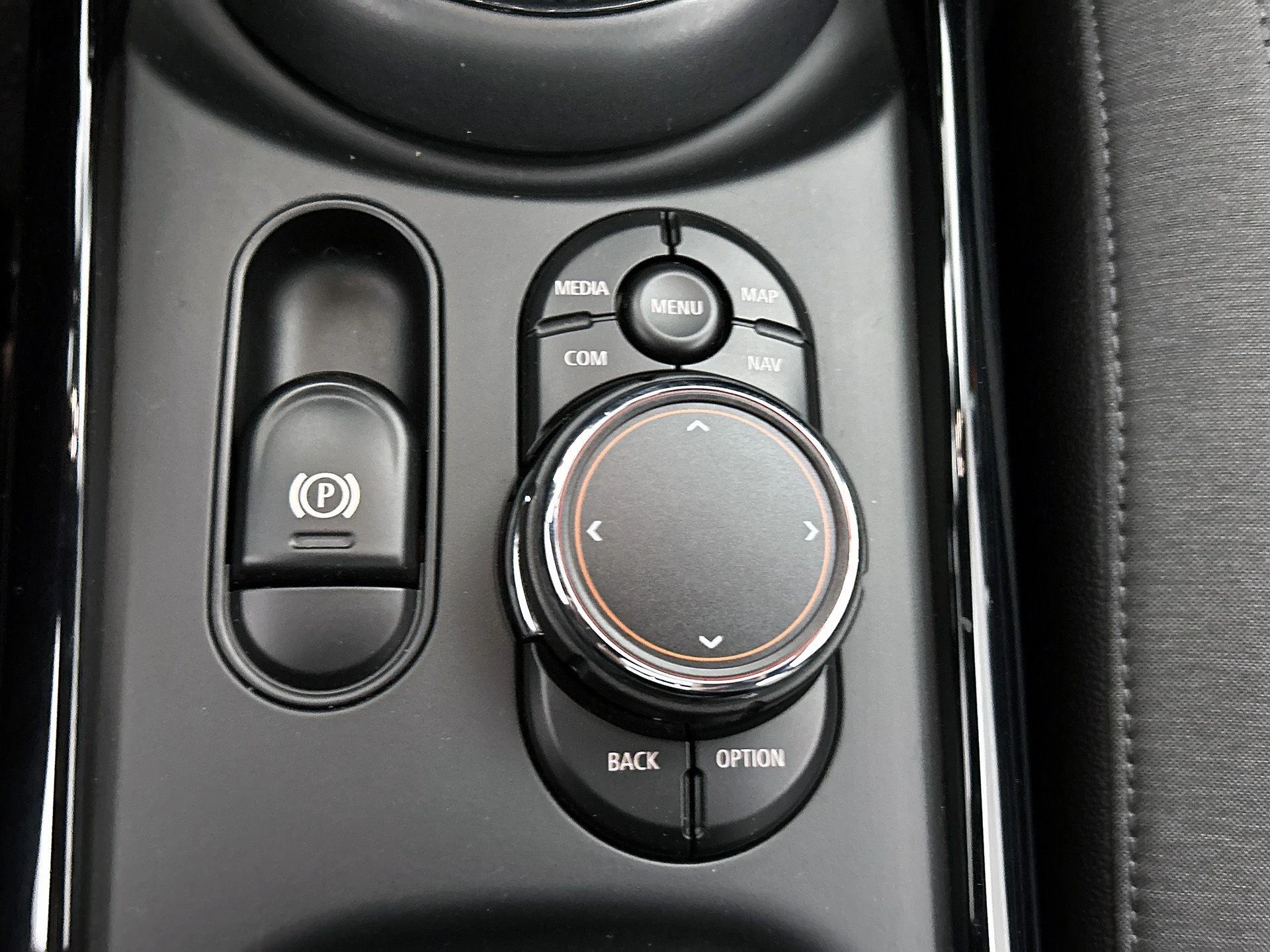 MINI-Clubman-image-9