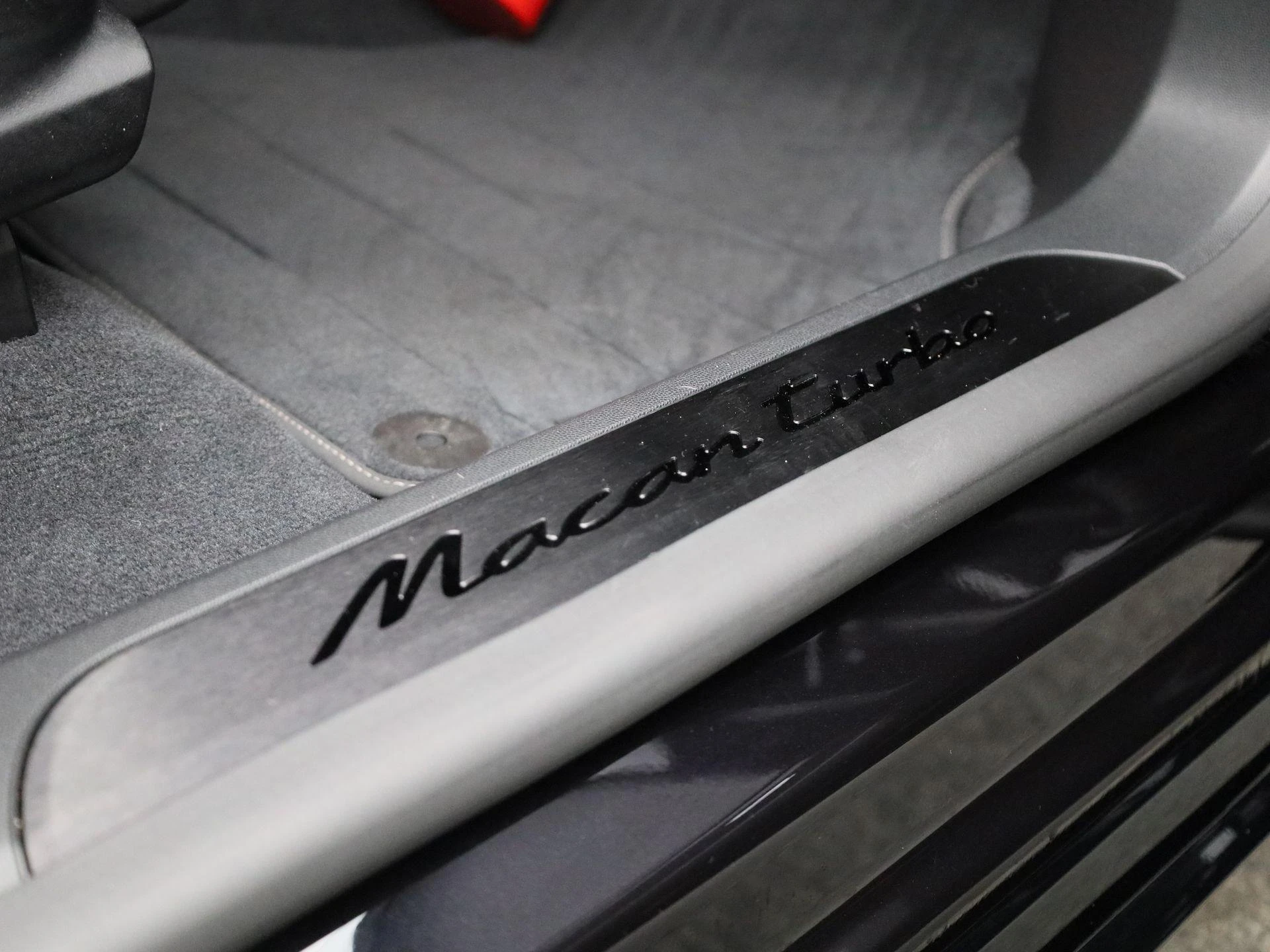 Porsche-Macan-image-49
