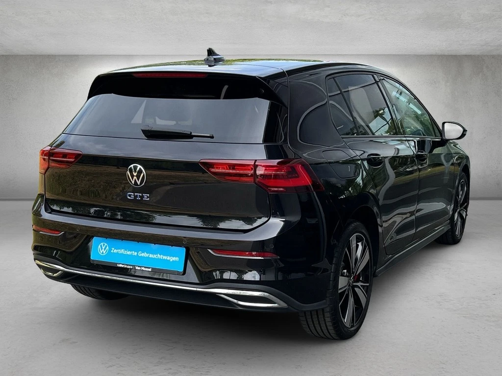 Volkswagen Golf VIII Lim. 1.4 TSI DSG GTE *SOH94%*Pano*