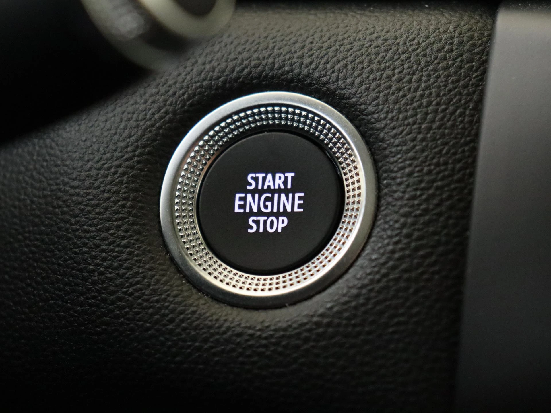 Renault-Captur-image-21