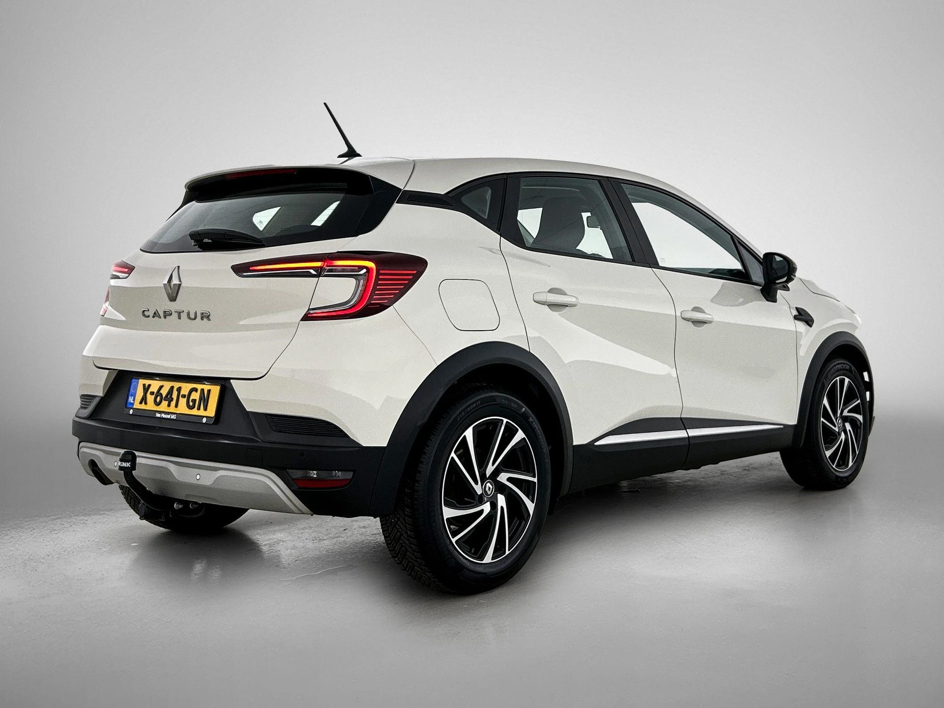 Renault-Captur-image-3