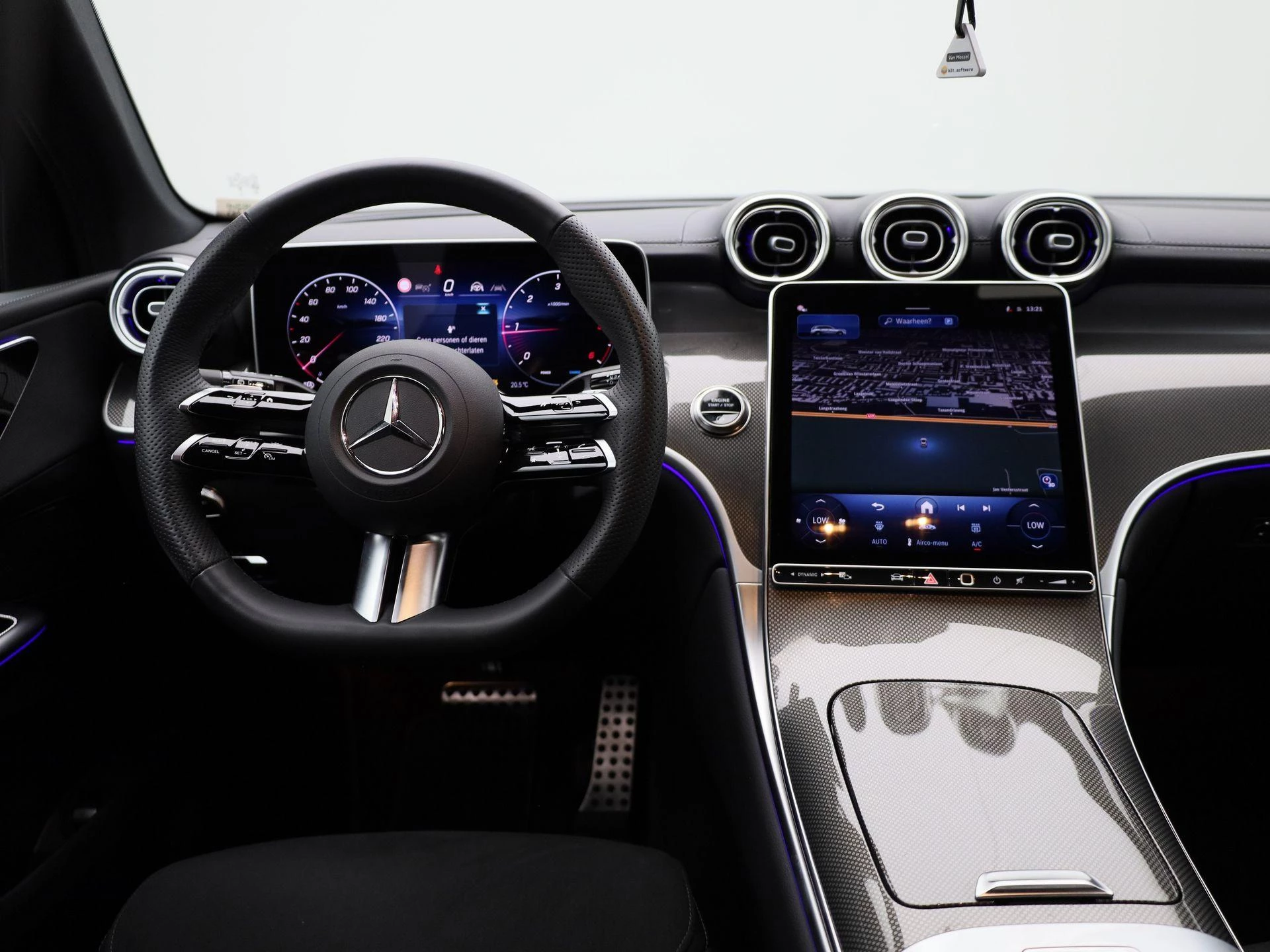 Mercedes-Benz GLC 300 d 4MATIC + AMG LINE + TREKHAAK +