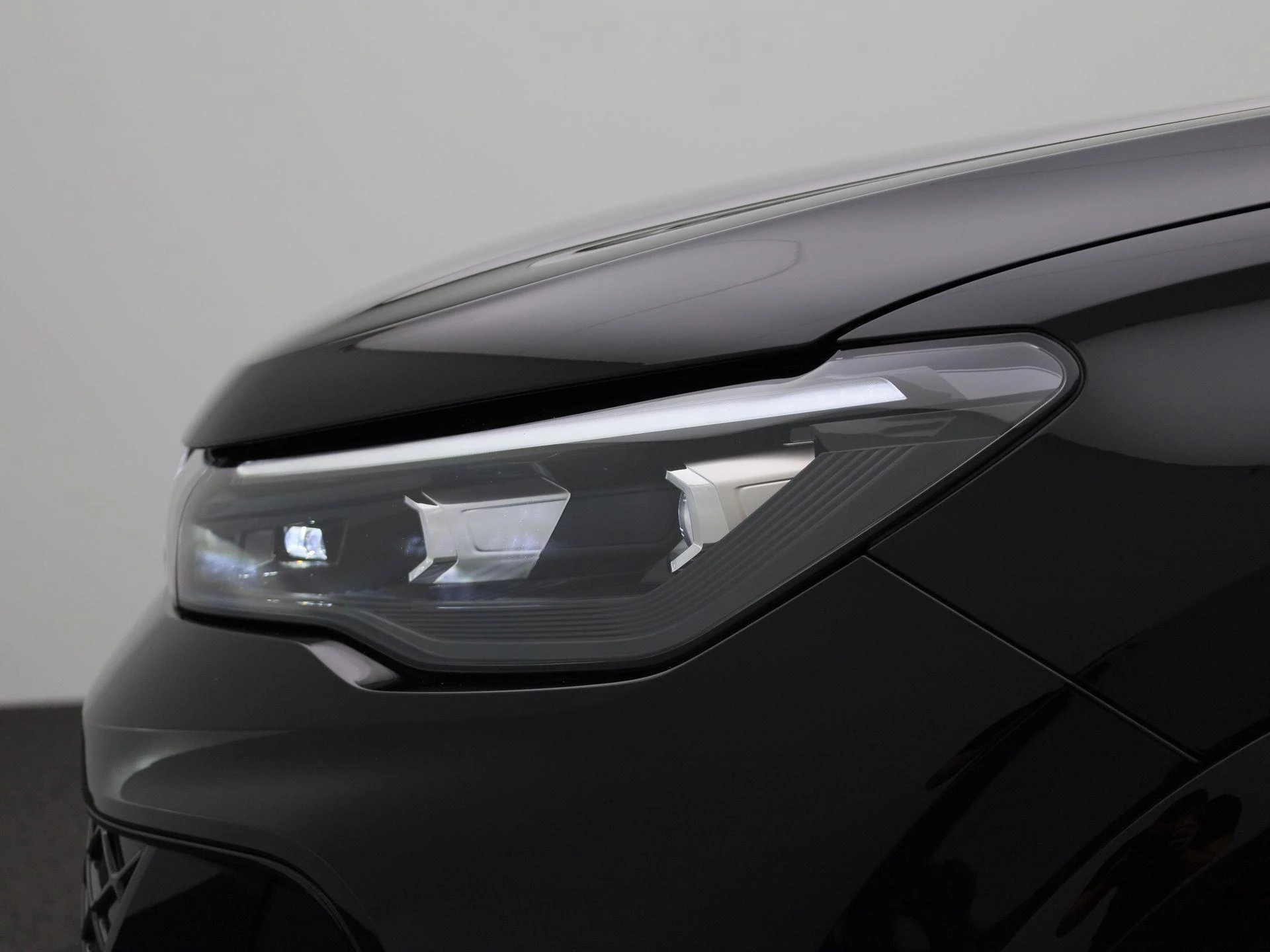 Volkswagen Tiguan 1.5 eHybrid R-Line Edition 204 PK|