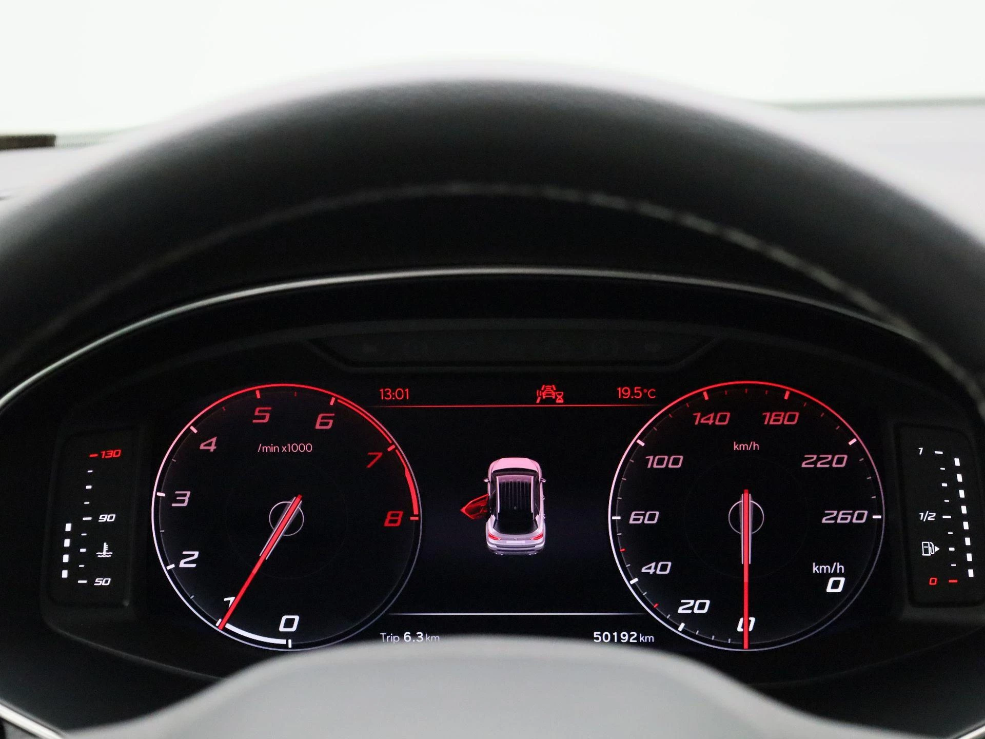 SEAT-Arona-image-7