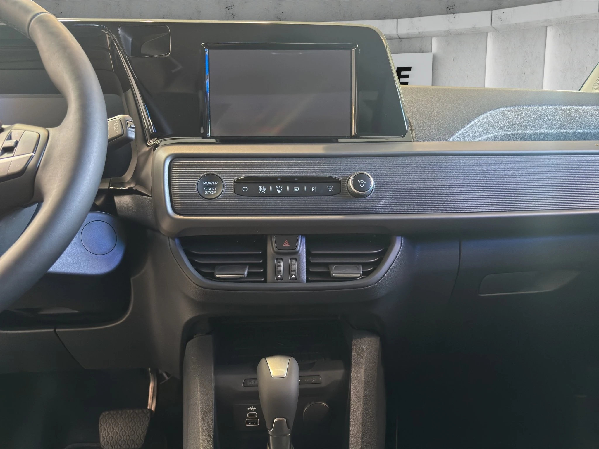Ford-Tourneo Courier-image-14